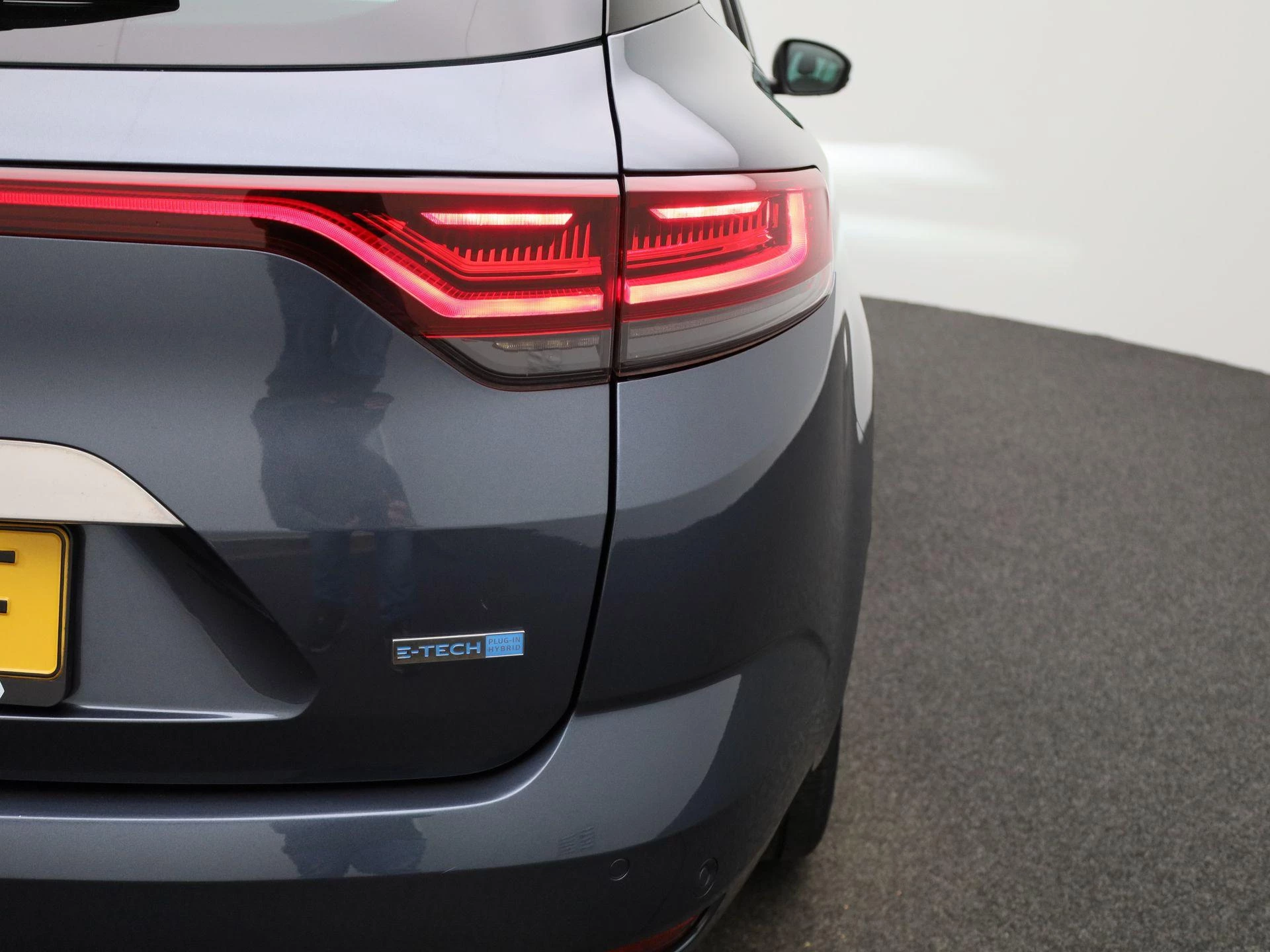 Renault-Megane E-Tech-image-50