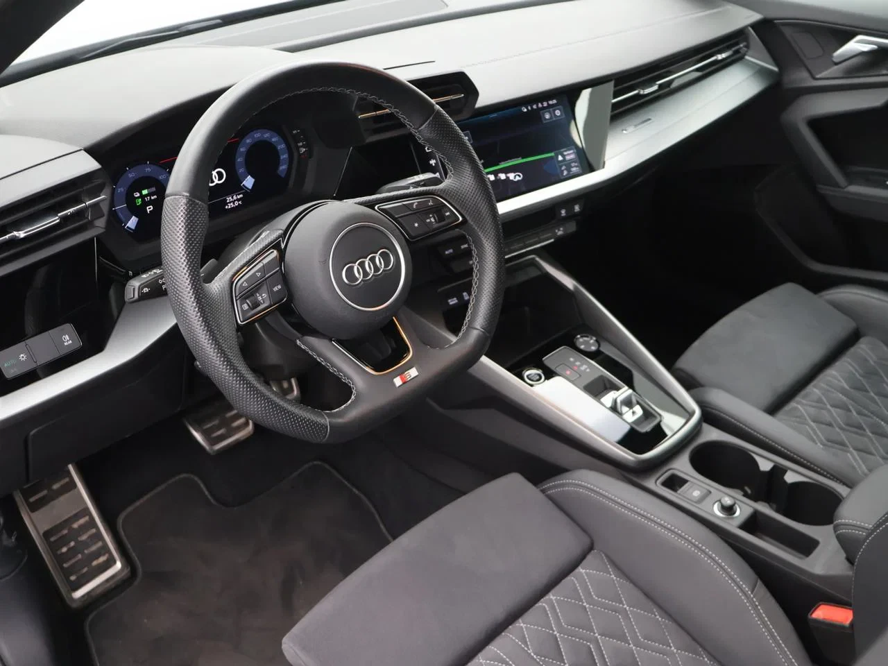Audi A3 Sportback PHEV 40TFSIe 204PK *AUTOMAAT*S-LINE*ADAPTIVE*NAVI*PLUG-IN*...