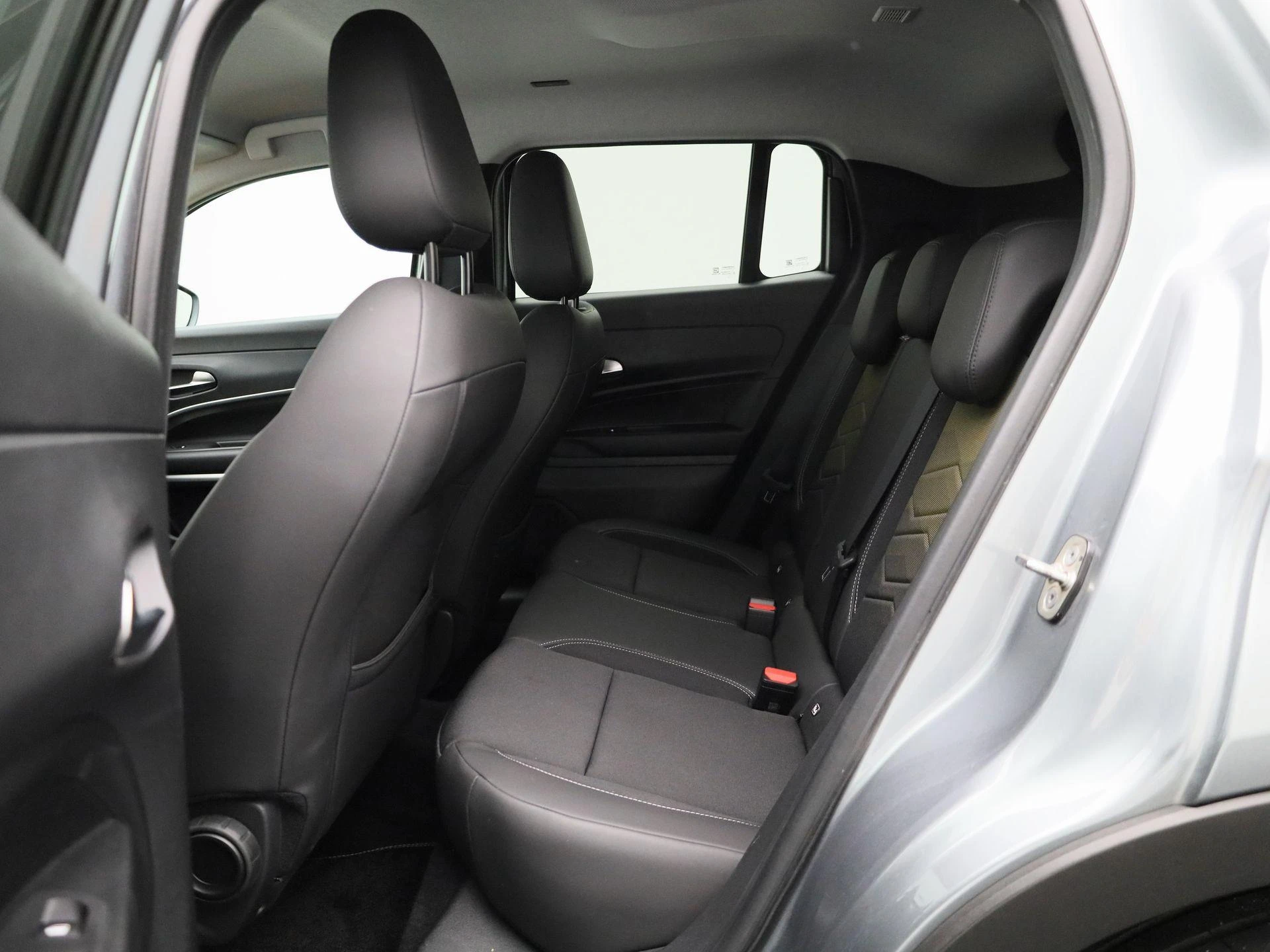 Jeep-Avenger-image-11