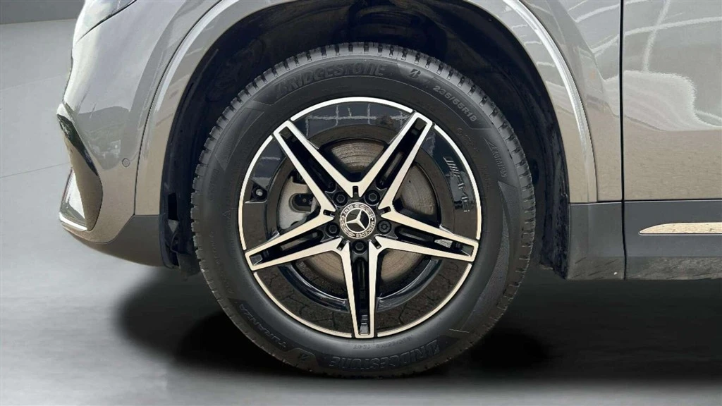 Mercedes-Benz-EQA-image-8