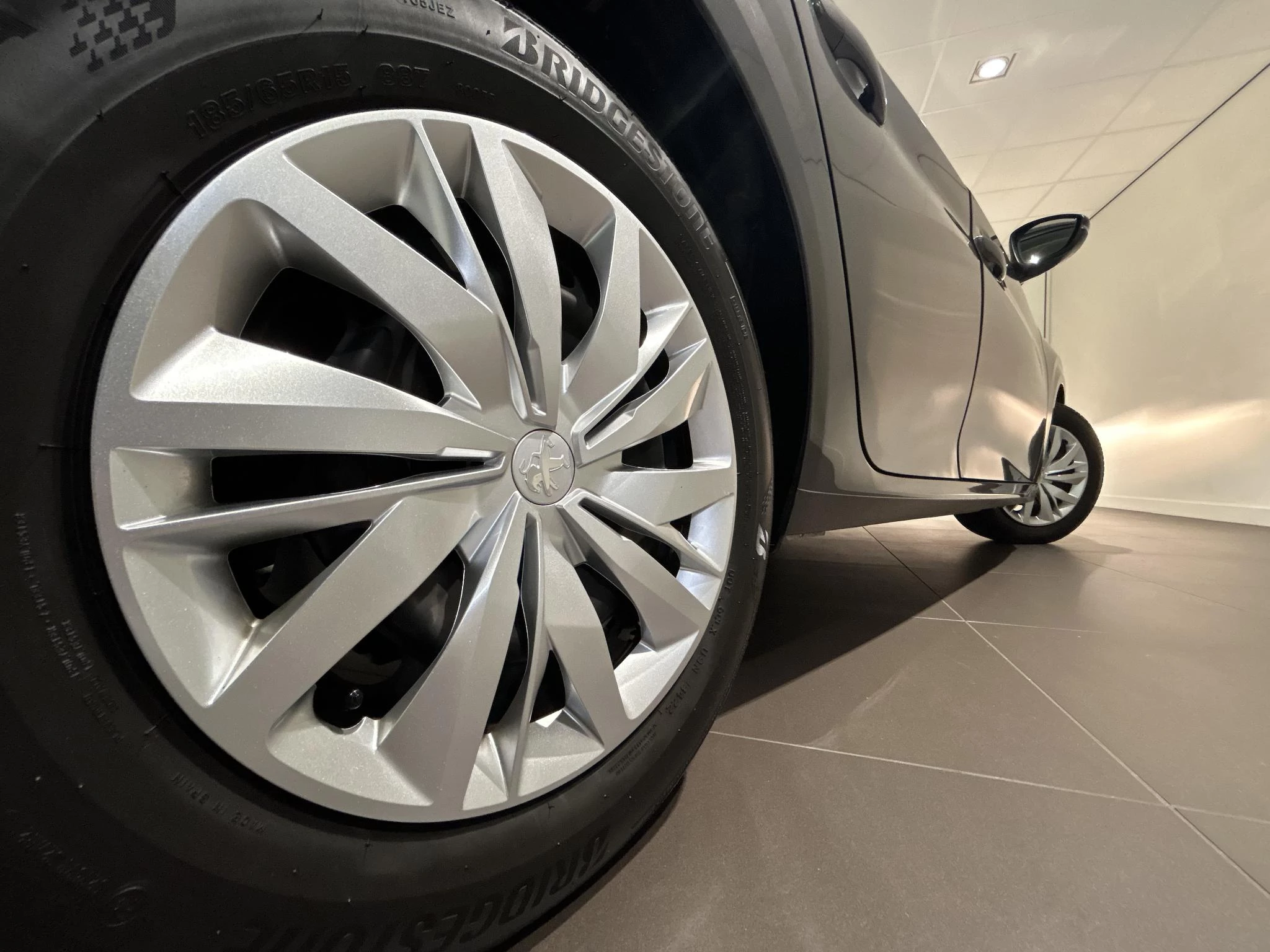 Peugeot-208-image-18