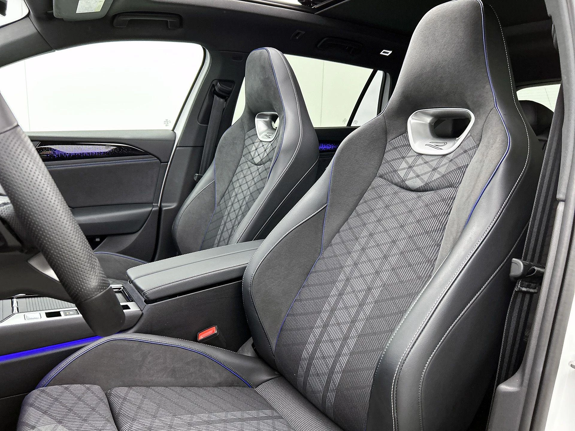 Volkswagen Passat Variant 1.5 eTSI Business