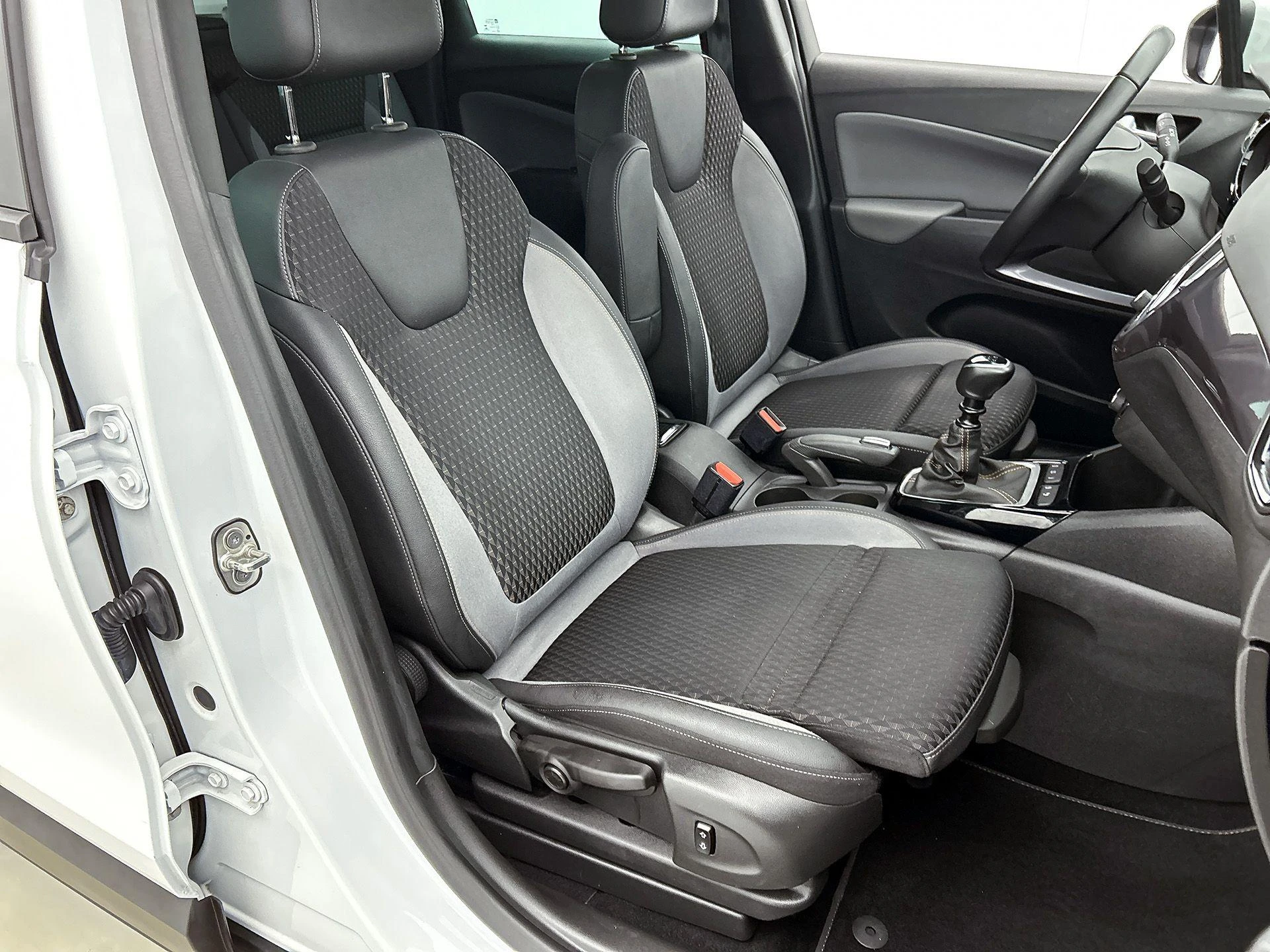 Opel-Crossland X-image-19