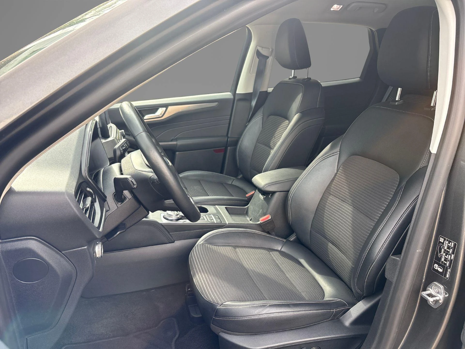 Ford-Kuga-image-37