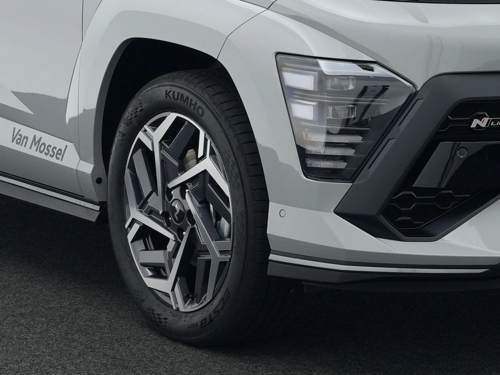 Hyundai-Kona-image-10