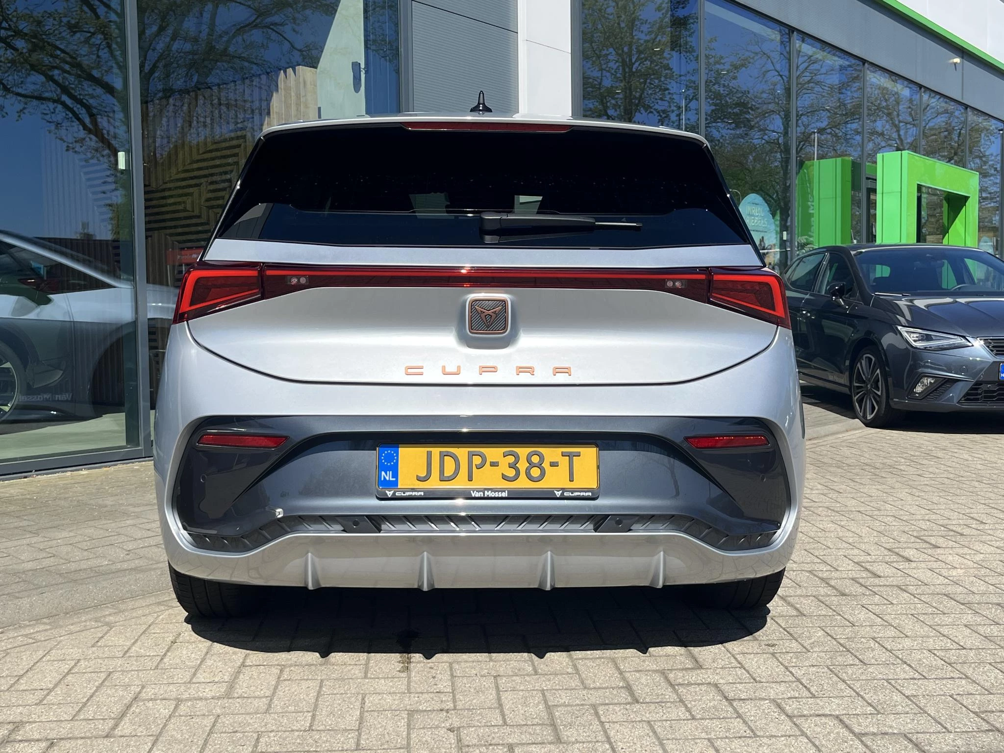 CUPRA Born Essential Limited 63 kWh