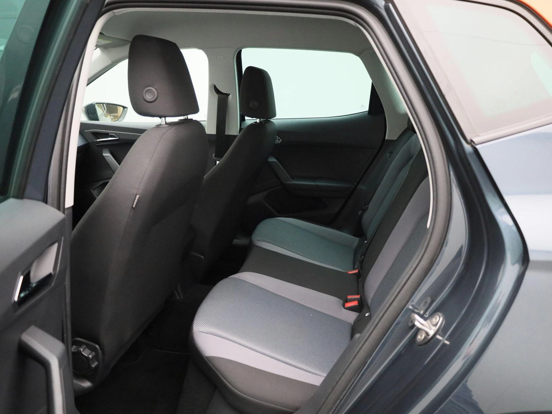 SEAT Arona 1.0 TSI Xcellence Business Intense