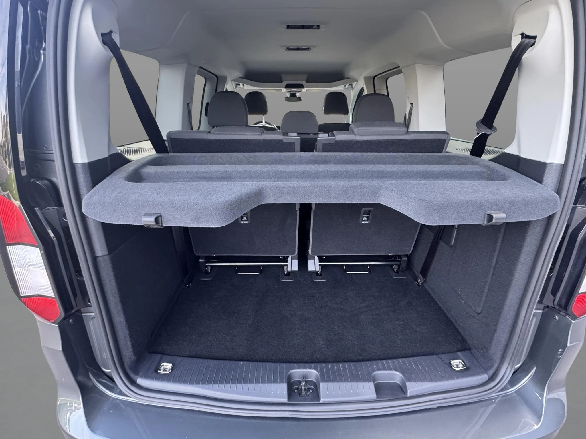 Ford-Tourneo Connect-image-5