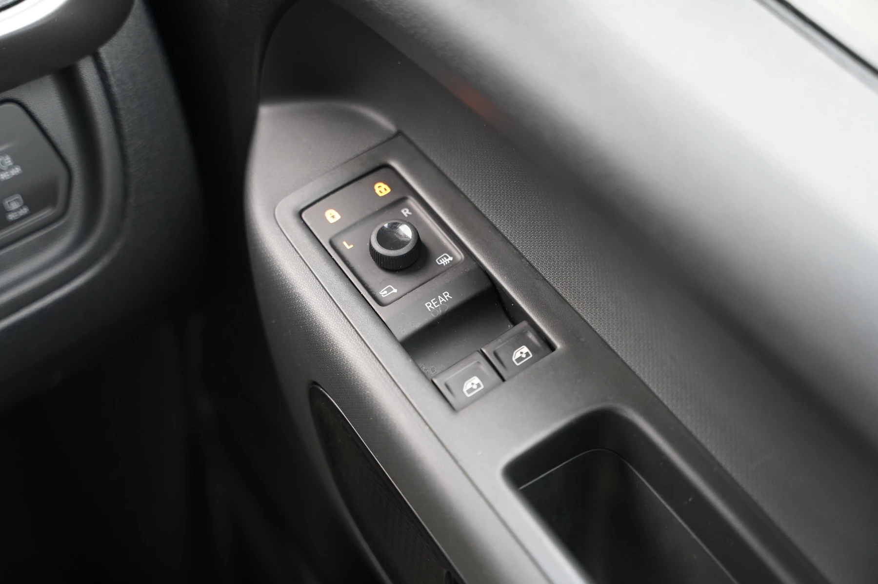 Volkswagen-ID. Buzz-image-21