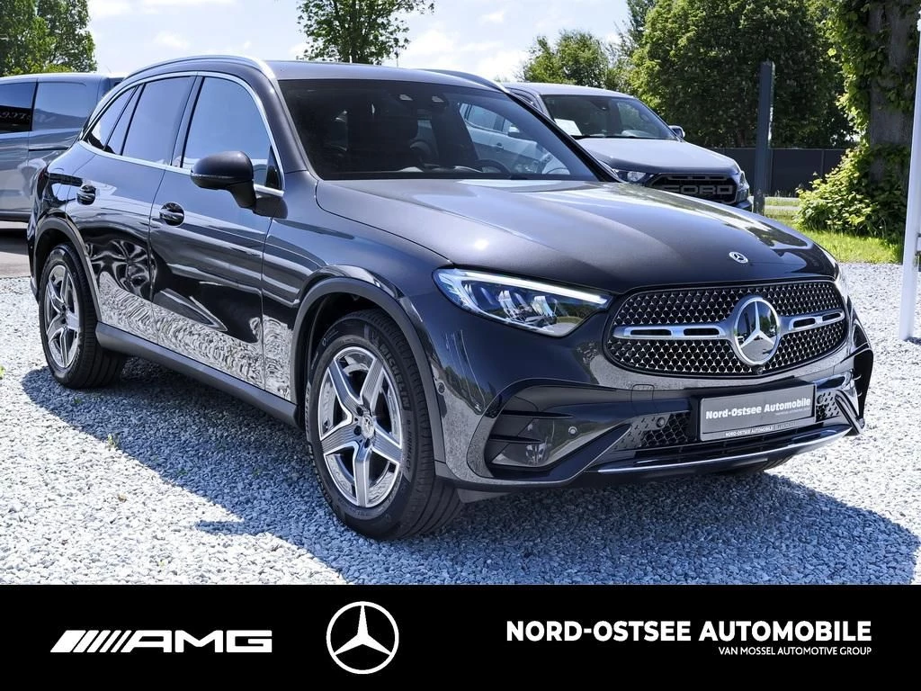 Mercedes-Benz GLC 300 d AMG 4M AHK DISTRONIC MBUX SHZ KEYLESS AMGX254 GLC 300 d AMG 4M AHK DISTRONIC MBUX SHZ KEYLESS AMG