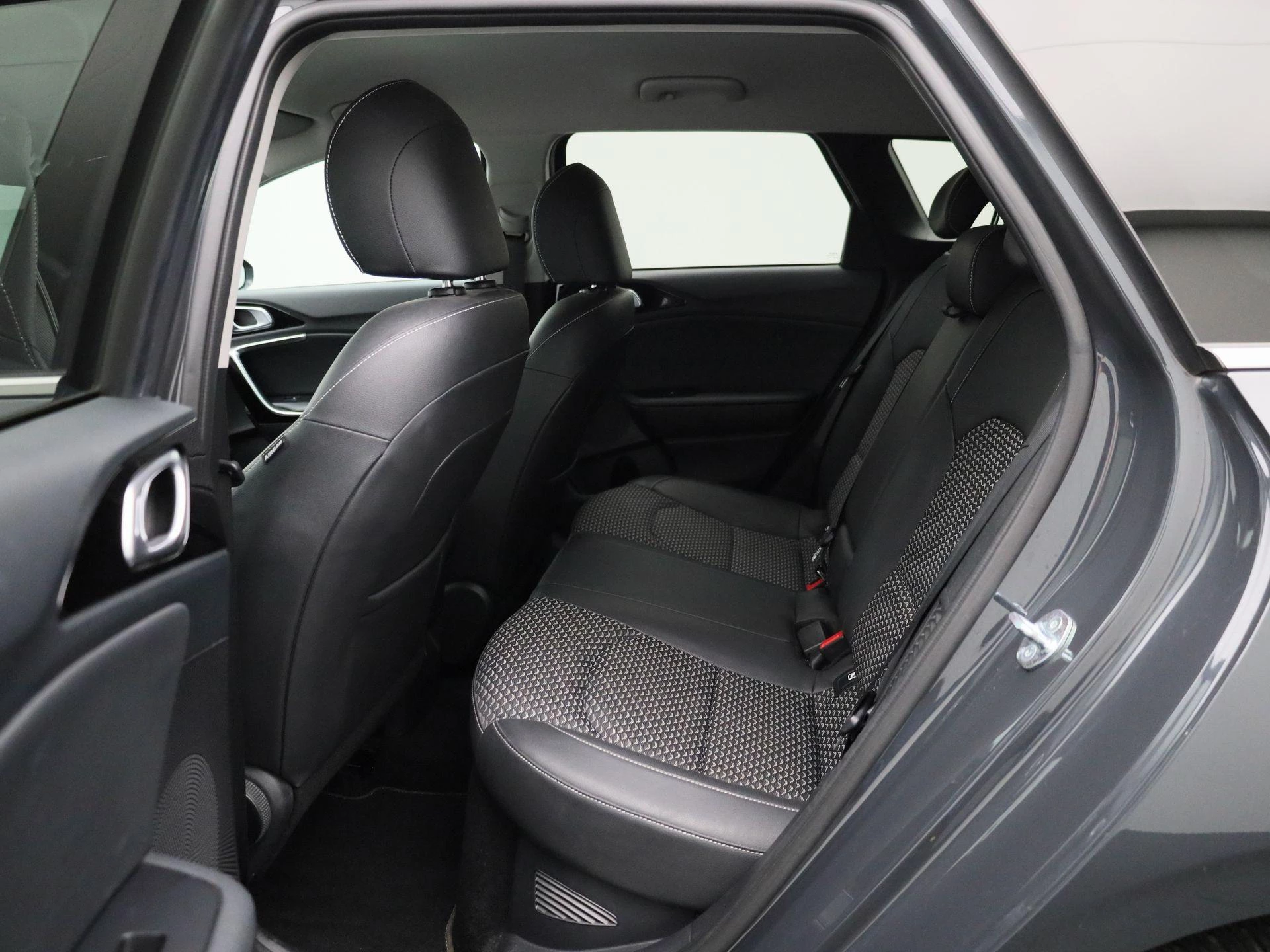 Kia Ceed Sportswagon 1.6 GDI PHEV DynamicLine