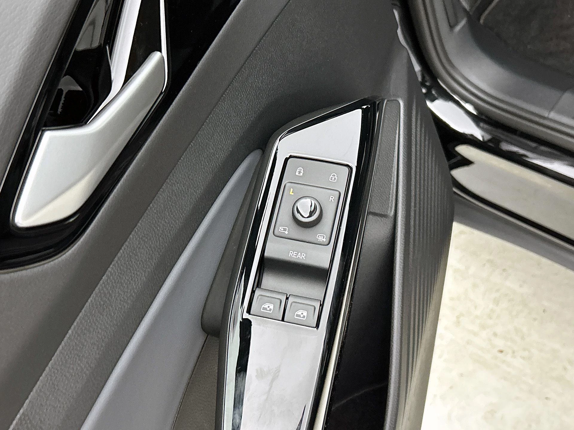 Volkswagen-ID.4-image-25