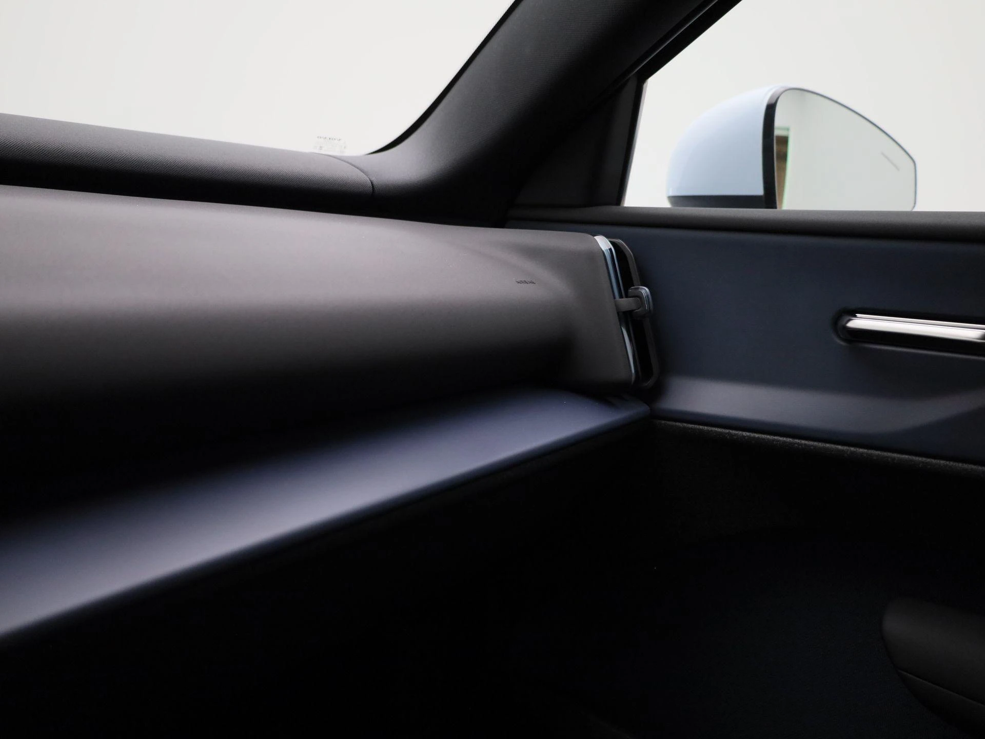 Volvo-EX30-image-26