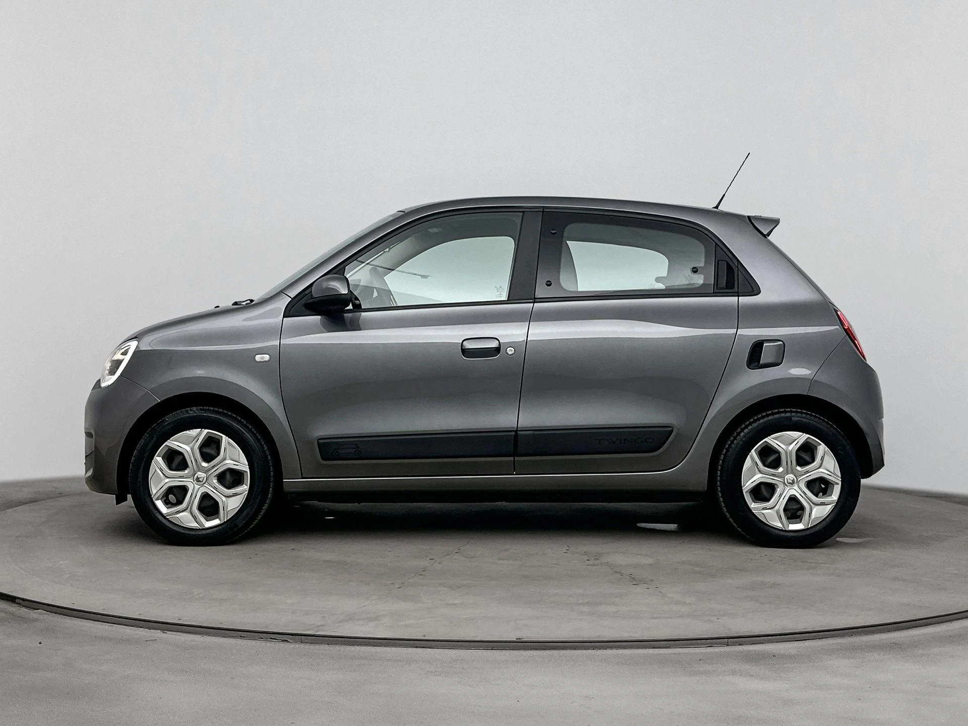 Renault-Twingo-image-1