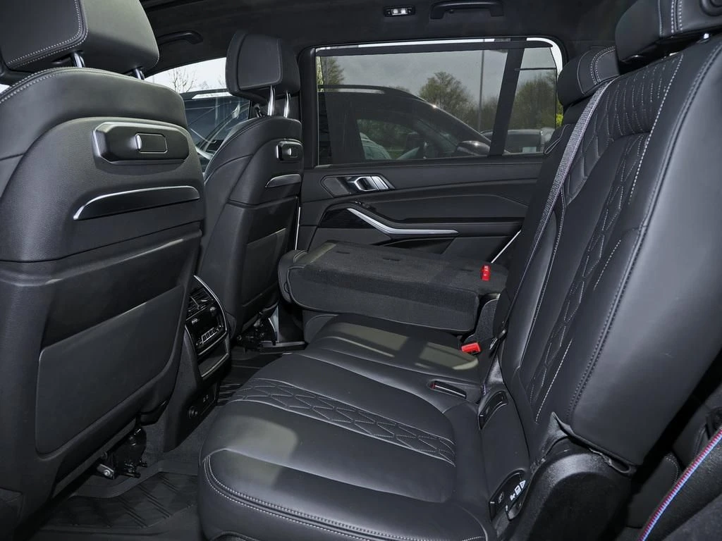 BMW-X7-image-11
