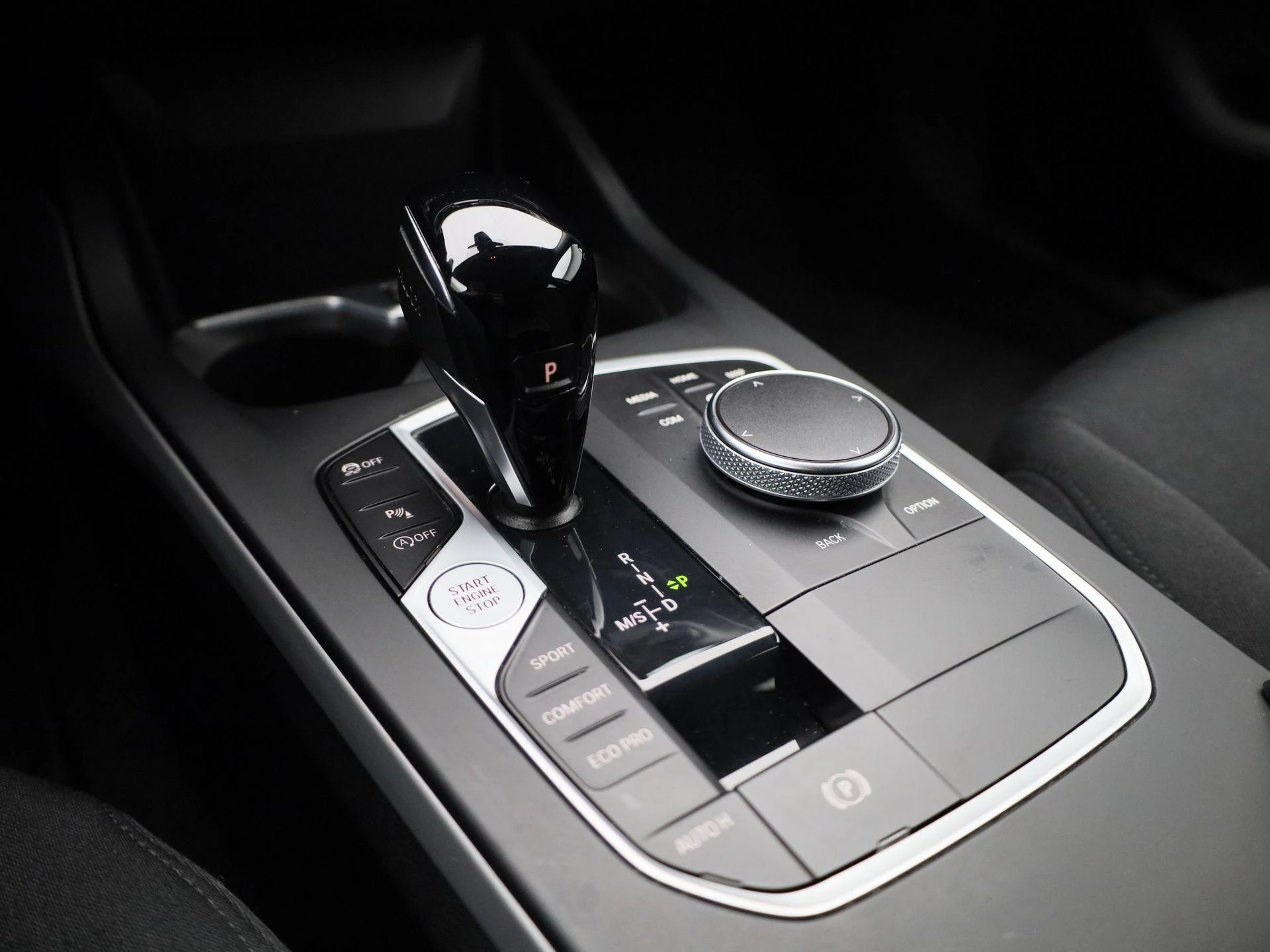 BMW-1 Reeks-image-17