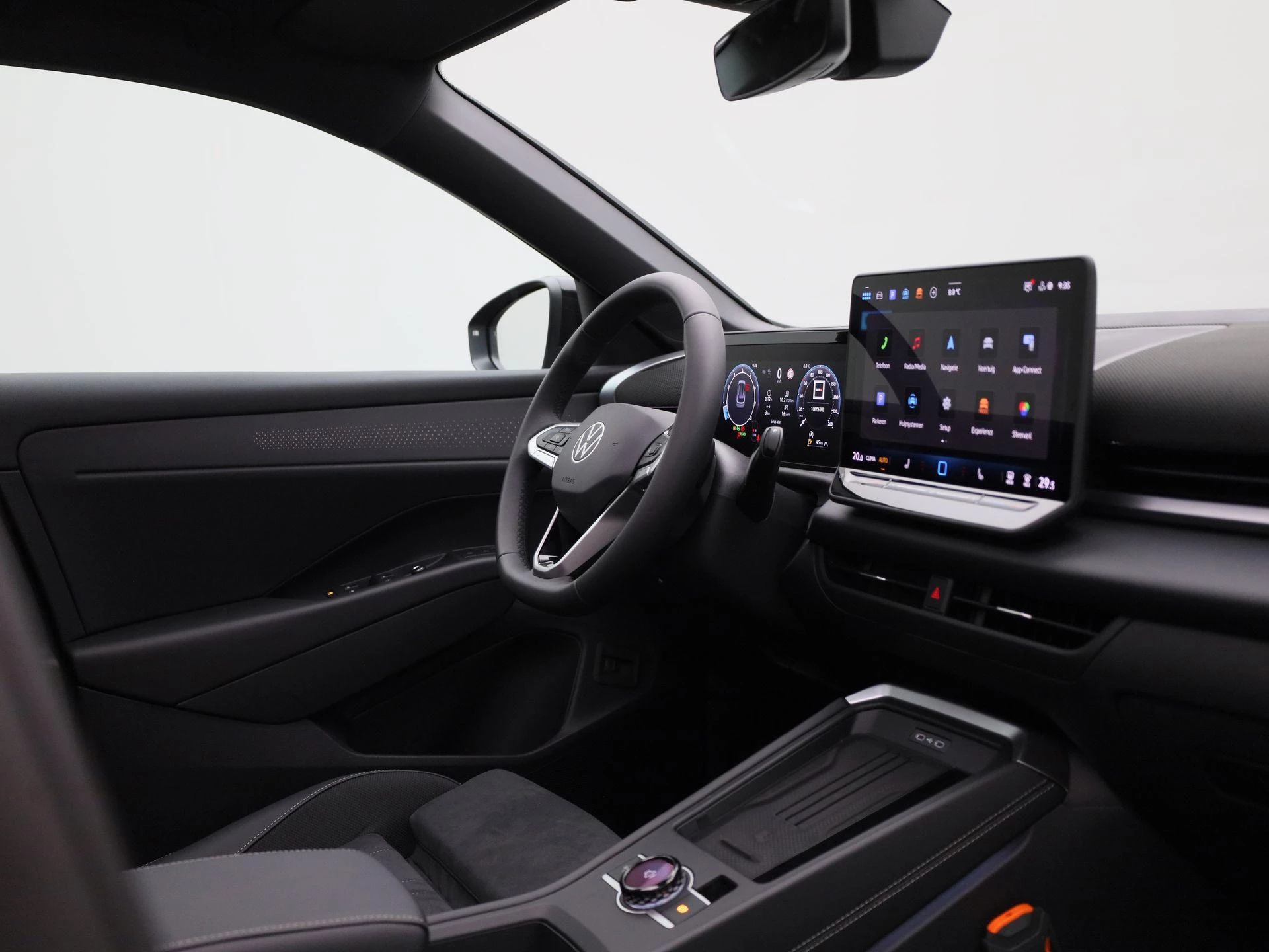 Volkswagen T-Roc 1.5 eTsi Style First Edition