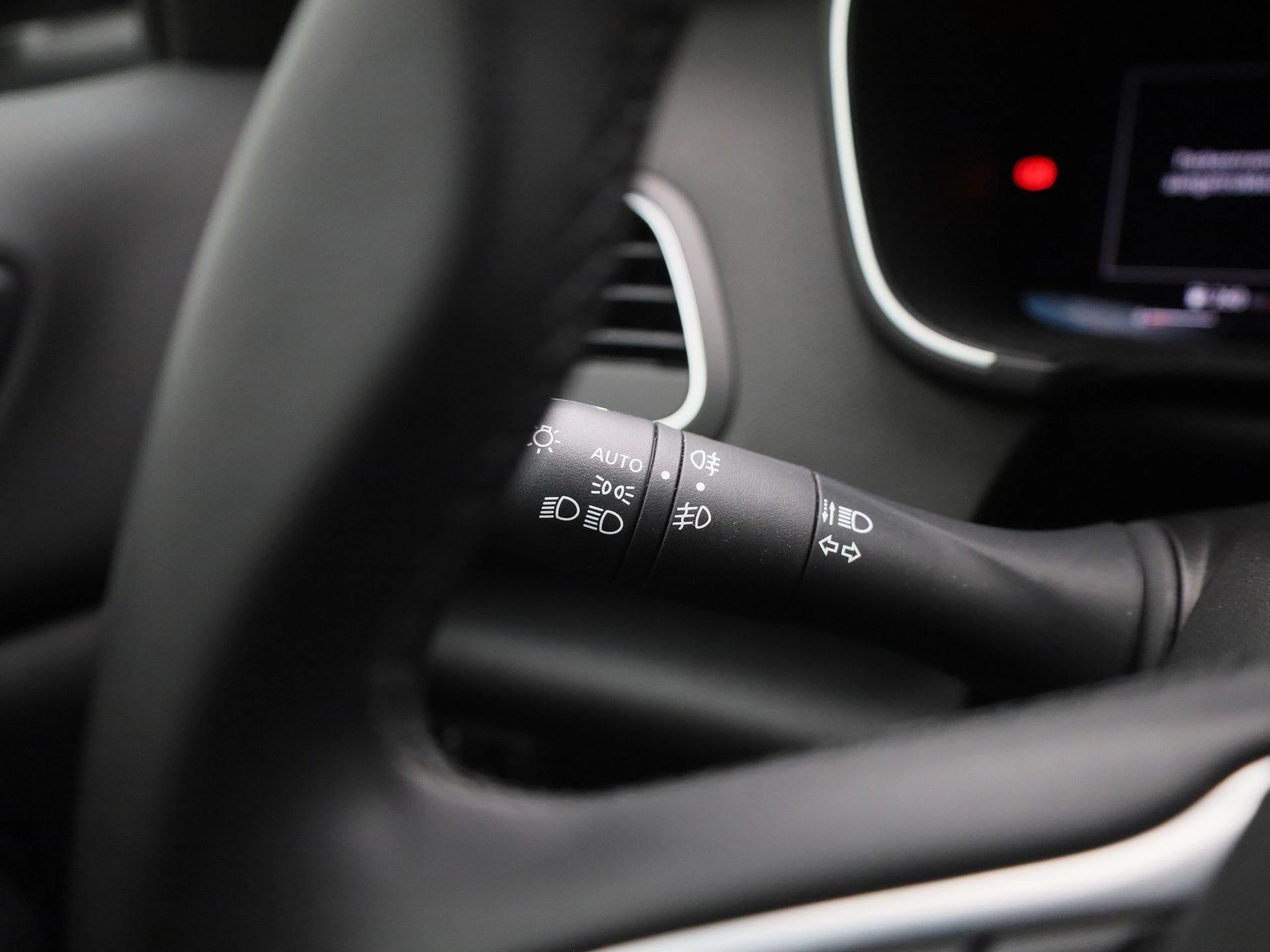 Renault-Mégane Estate-image-21