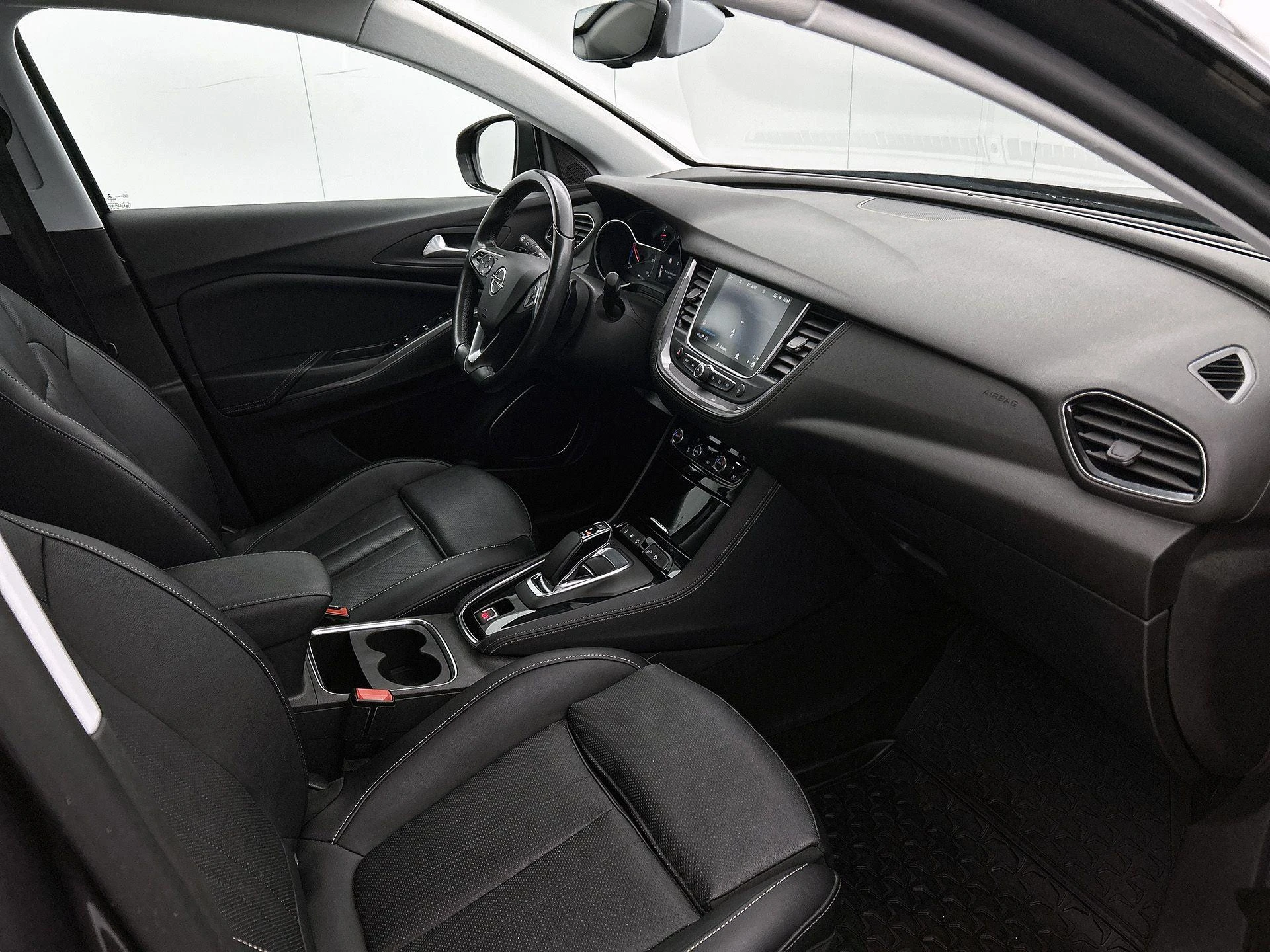 Opel-Grandland X-image-25