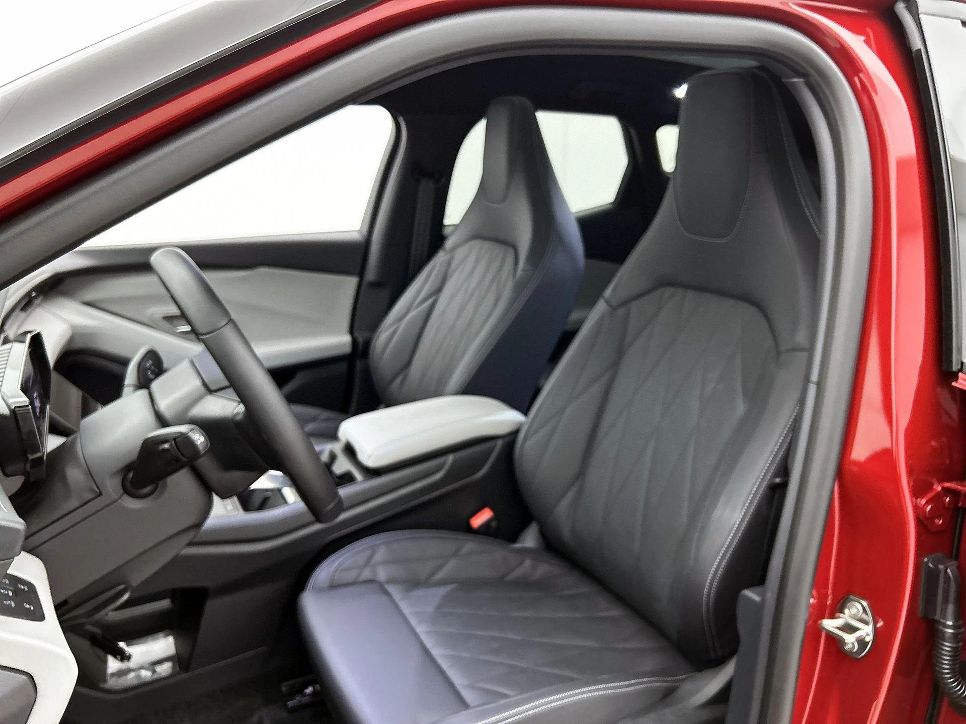 Ford Capri Premium Extended Range RWD 77 kWh