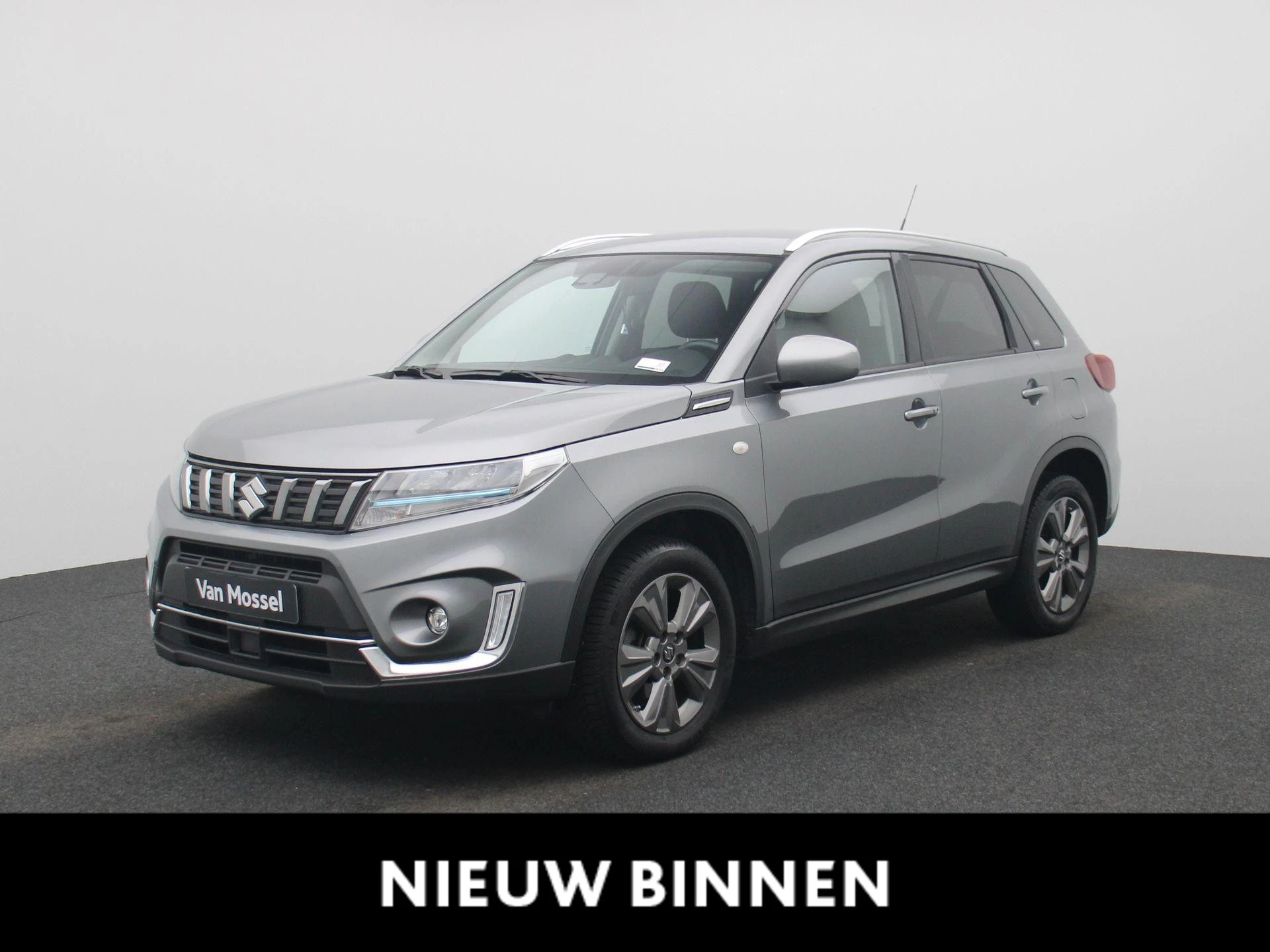 Suzuki-Grand Vitara-image-0