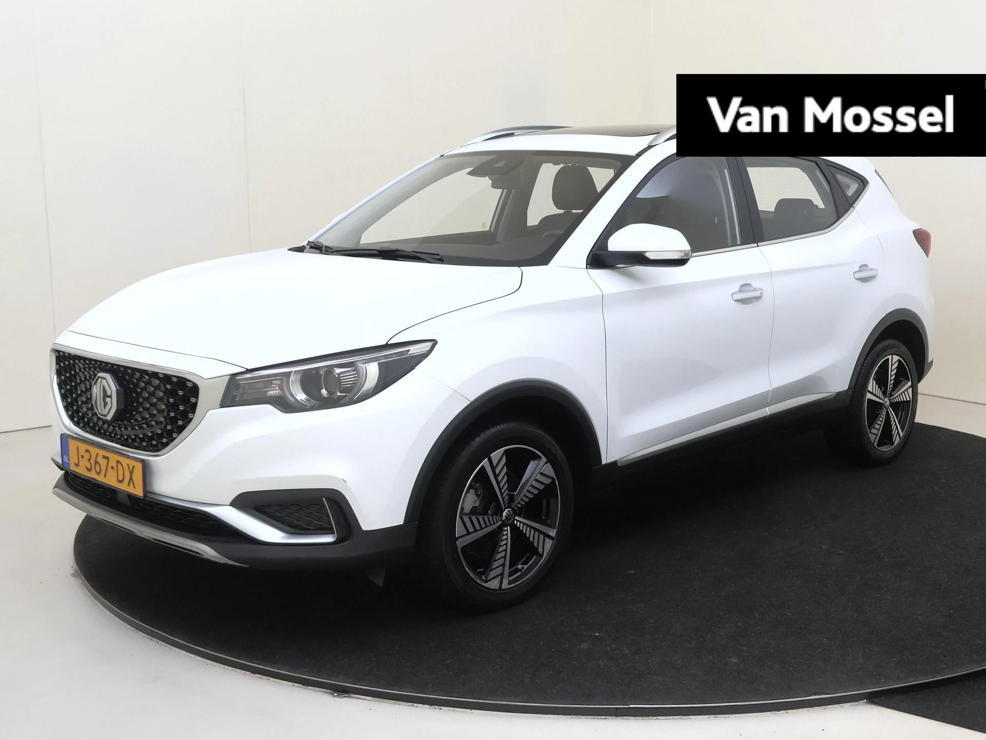 MG-ZS EV-image-0