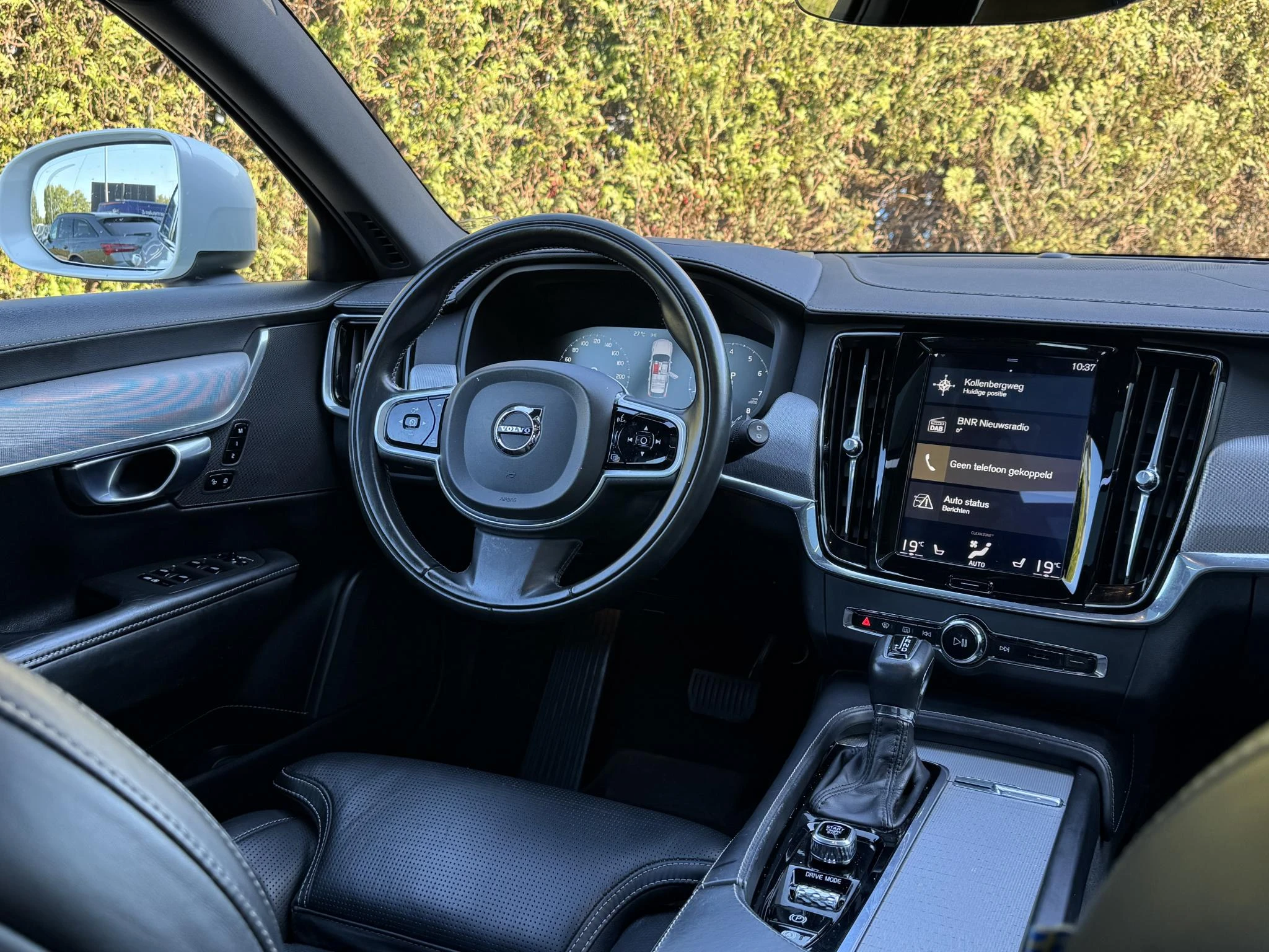 Volvo-V90-image-2