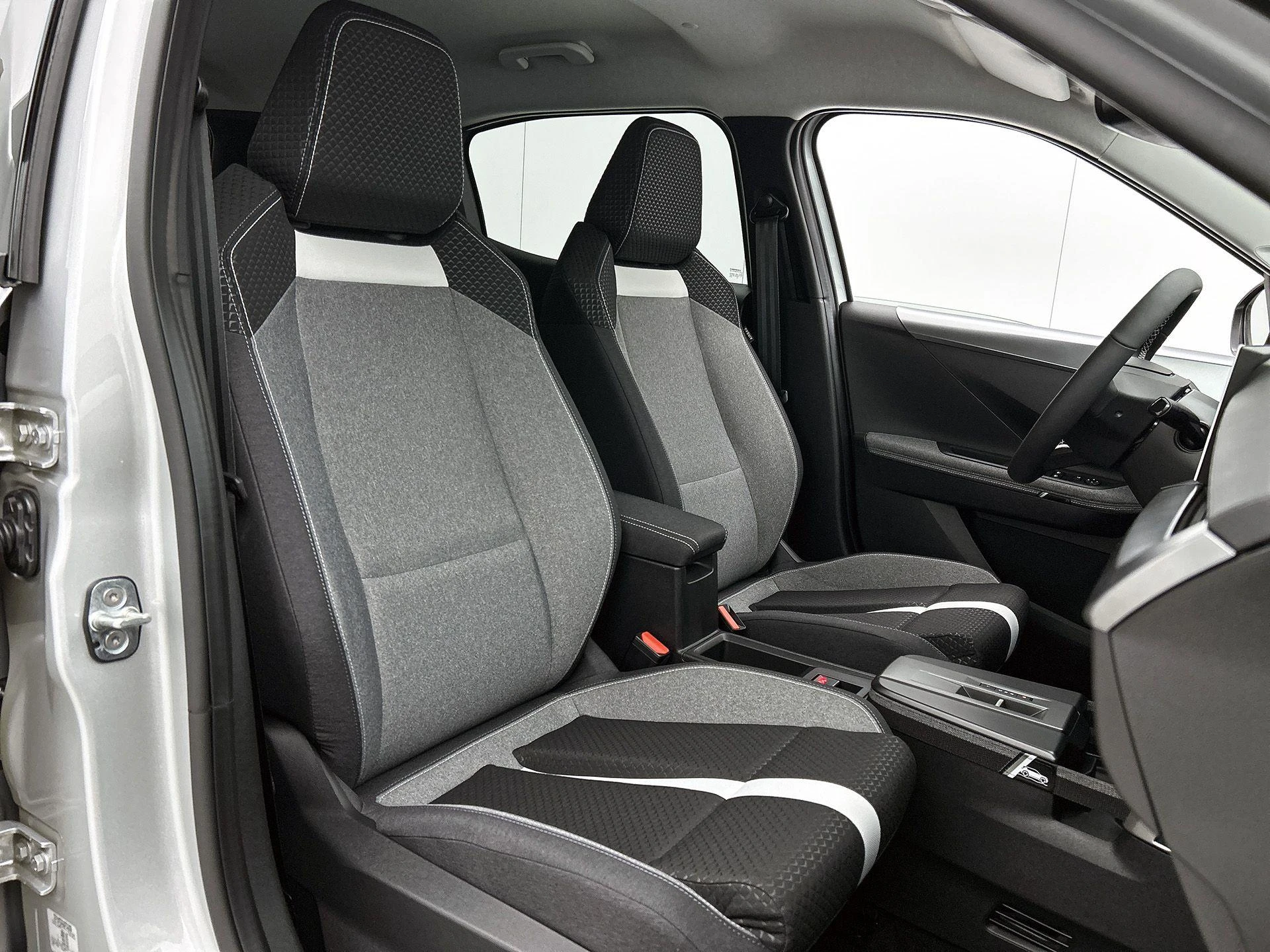 Opel-Frontera-image-34
