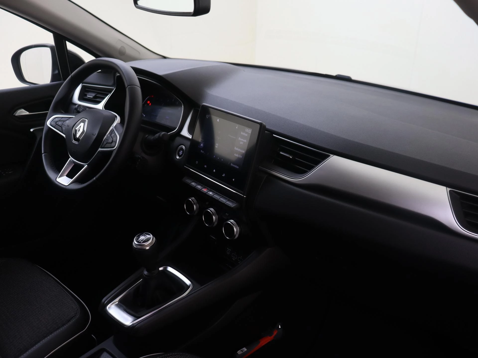 Renault-Captur-image-11