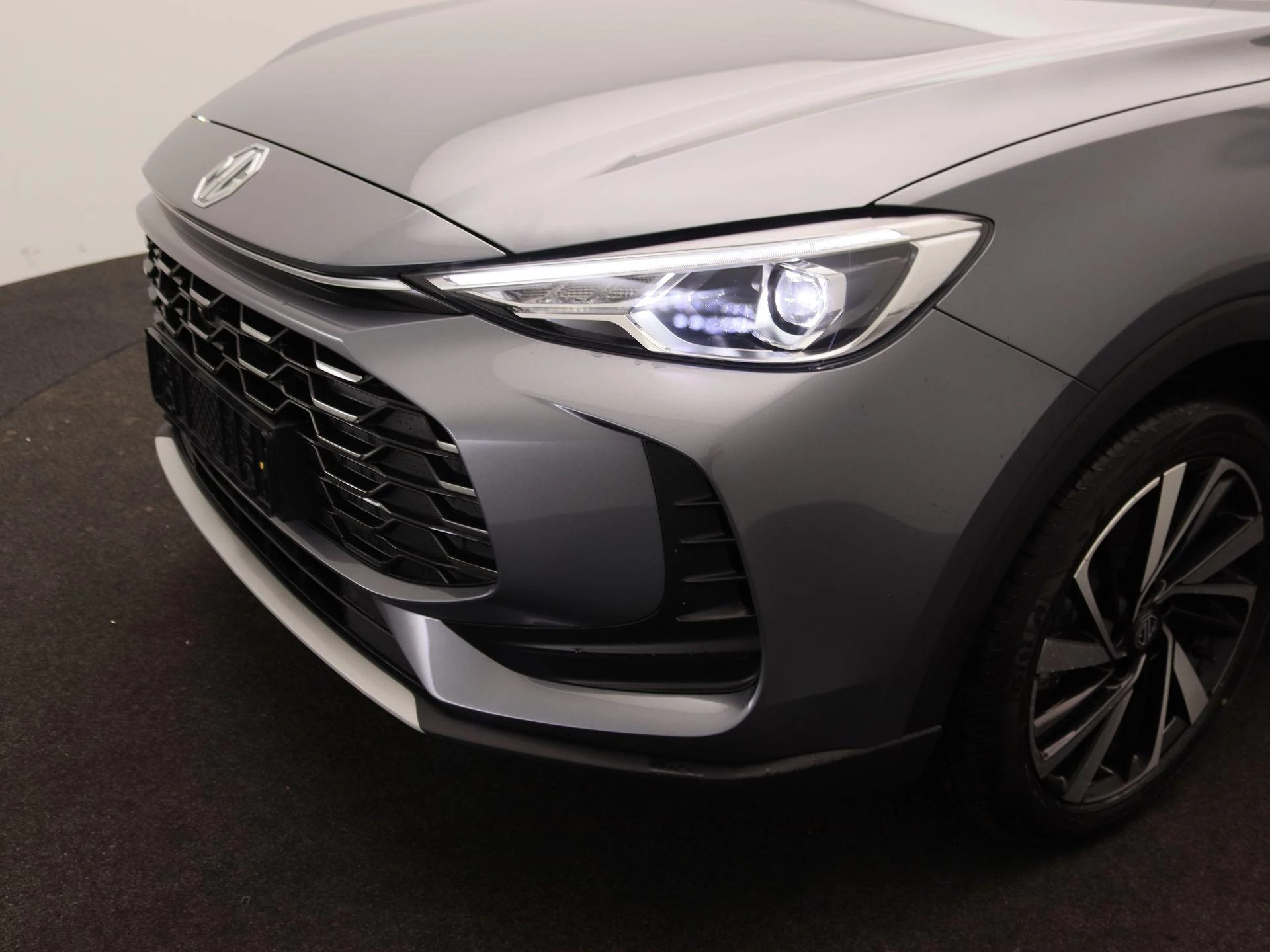 MG ZS 1.5 Hybrid+ Aut. Luxury