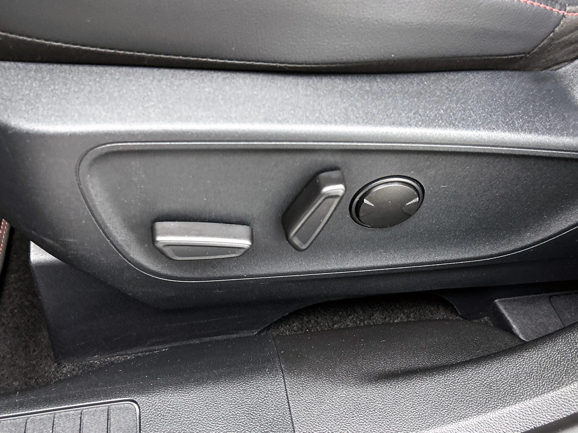 Ford-Kuga-image-25