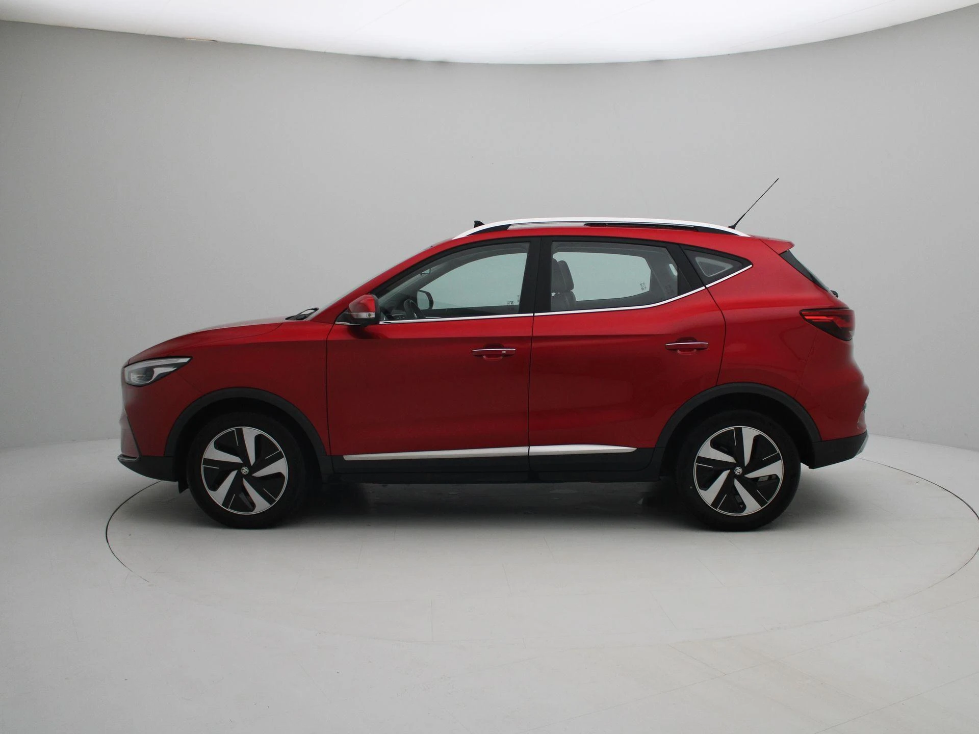 MG-ZS EV-image-4