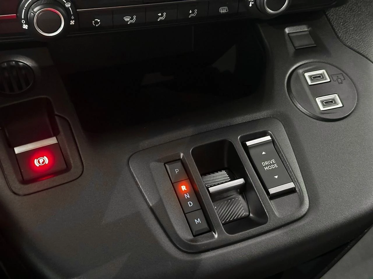 Fiat Doblò 1.5 BlueHDI 130 AT8 L1 Light