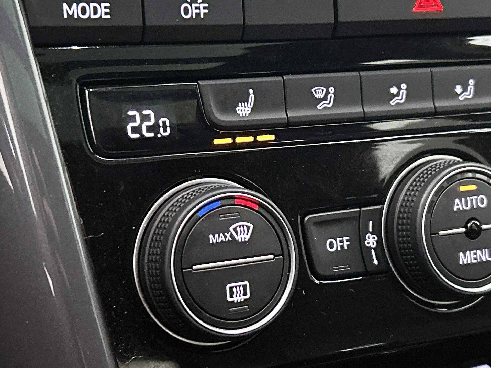 Volkswagen-T-Roc-image-7