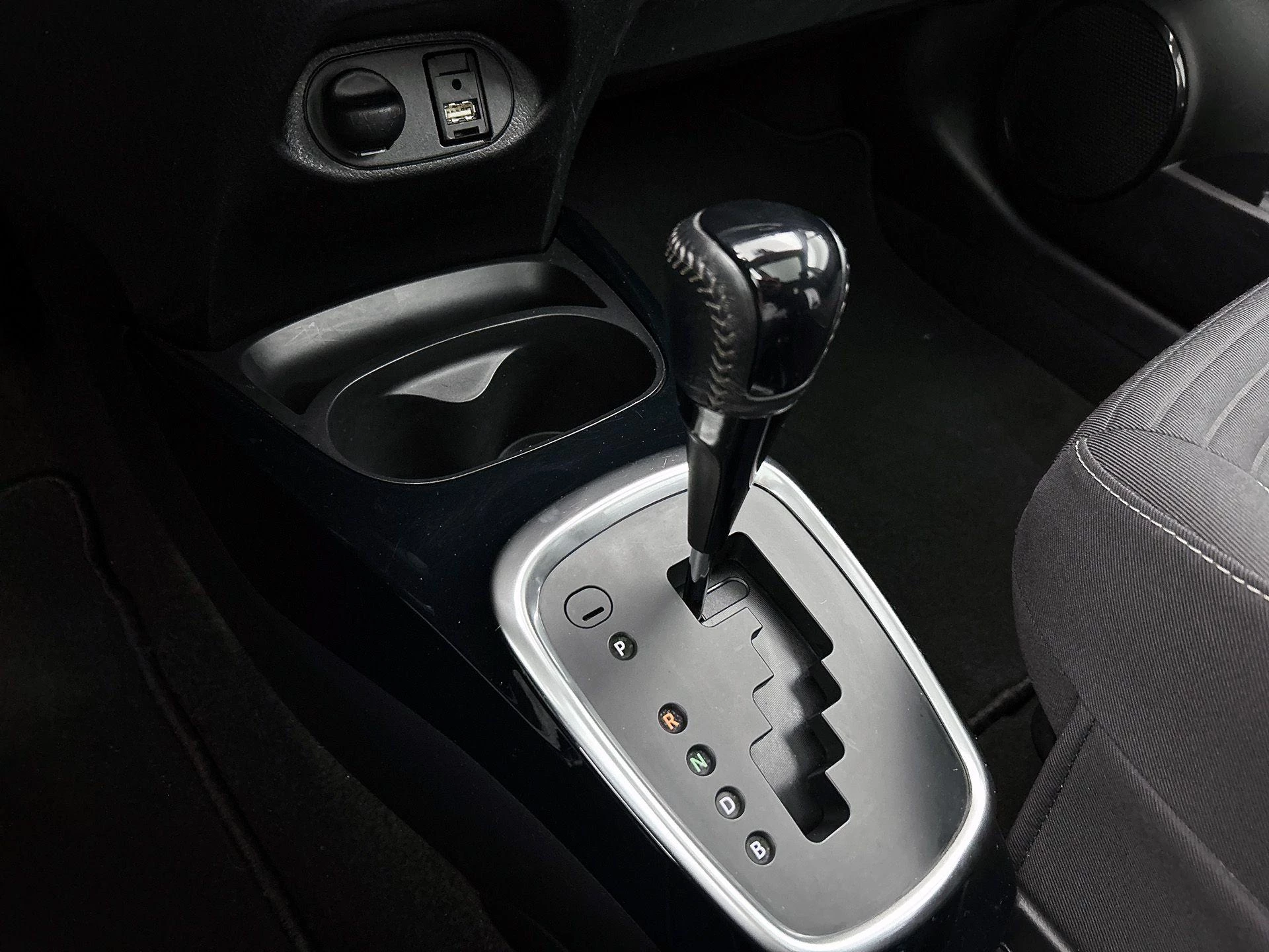 Toyota-Yaris-image-8