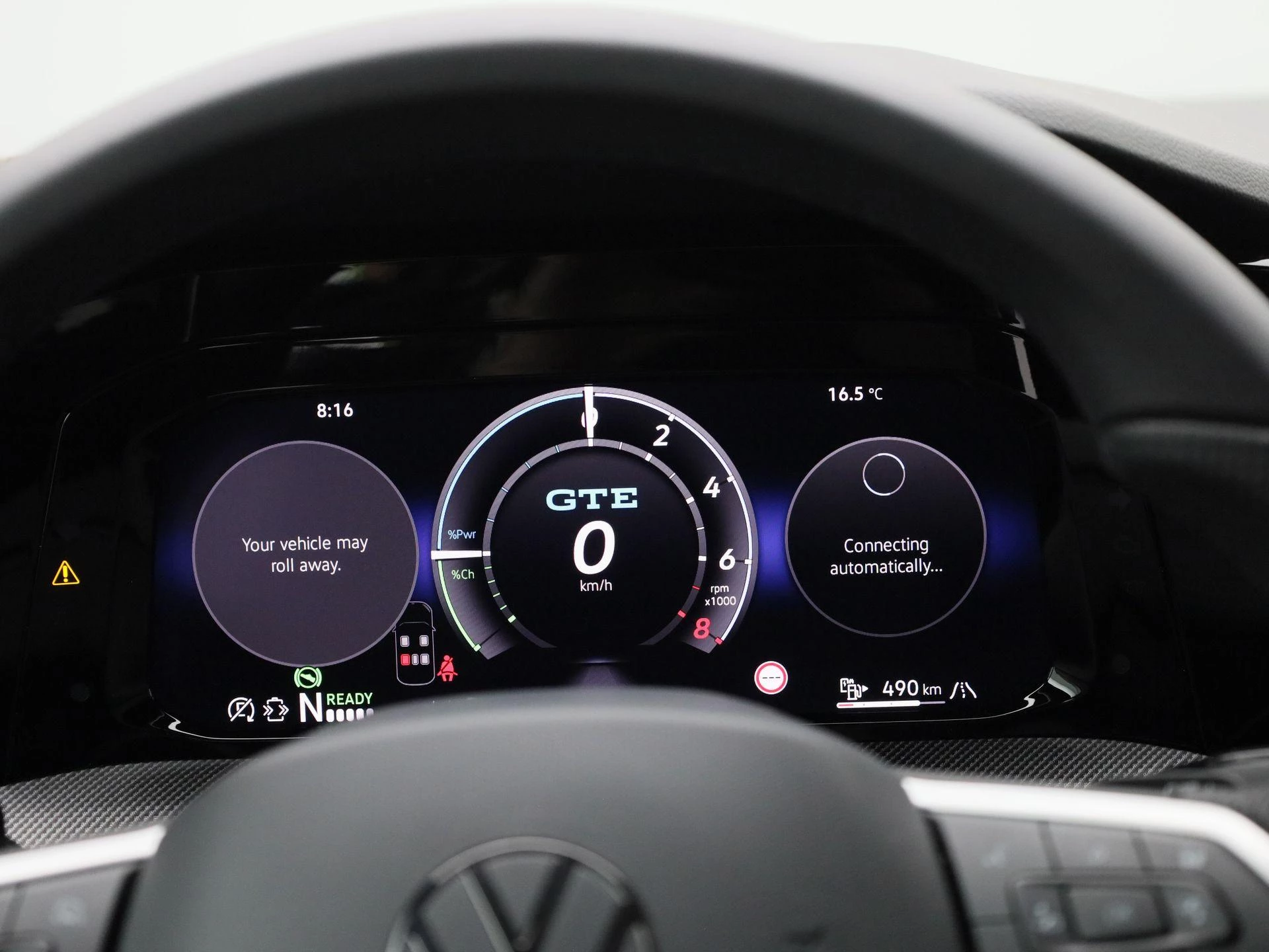 Volkswagen-Golf-image-7
