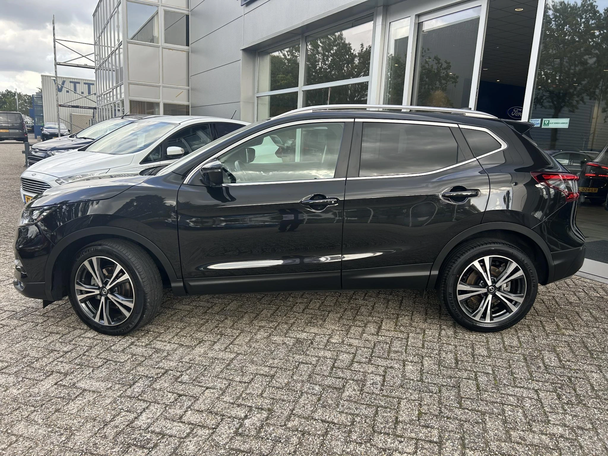 Nissan-QASHQAI-image-1