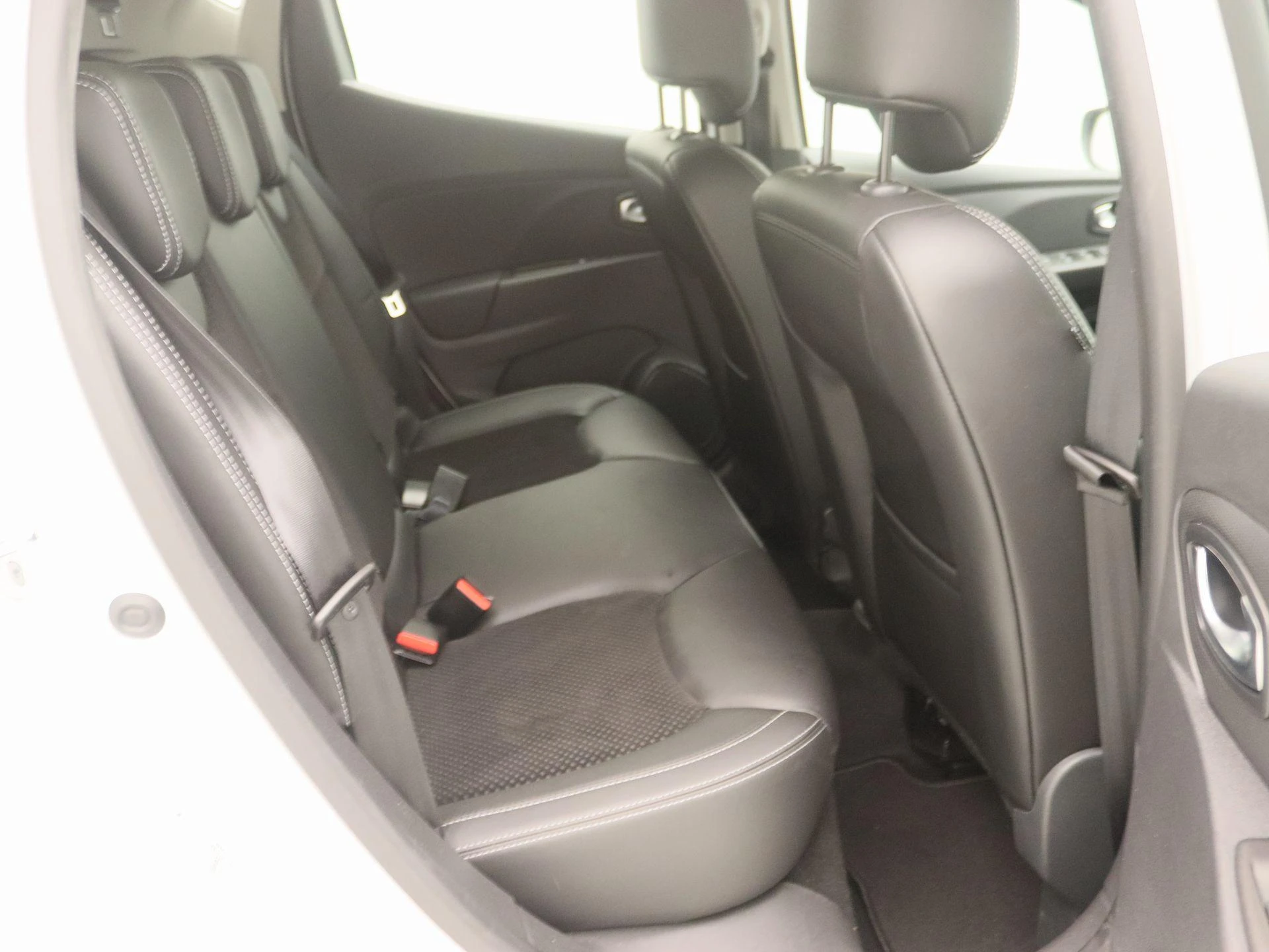 Renault-Clio-image-24