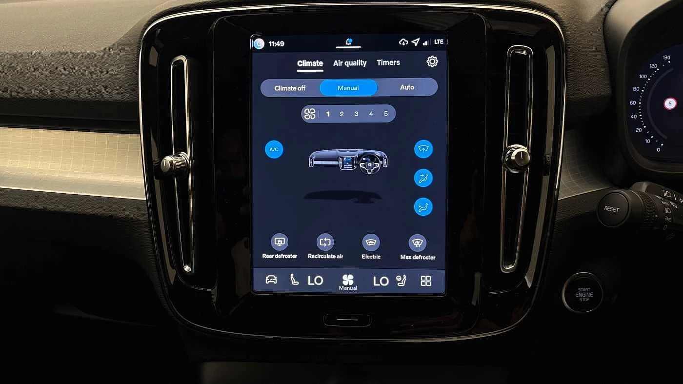 Volvo-XC40-image-31