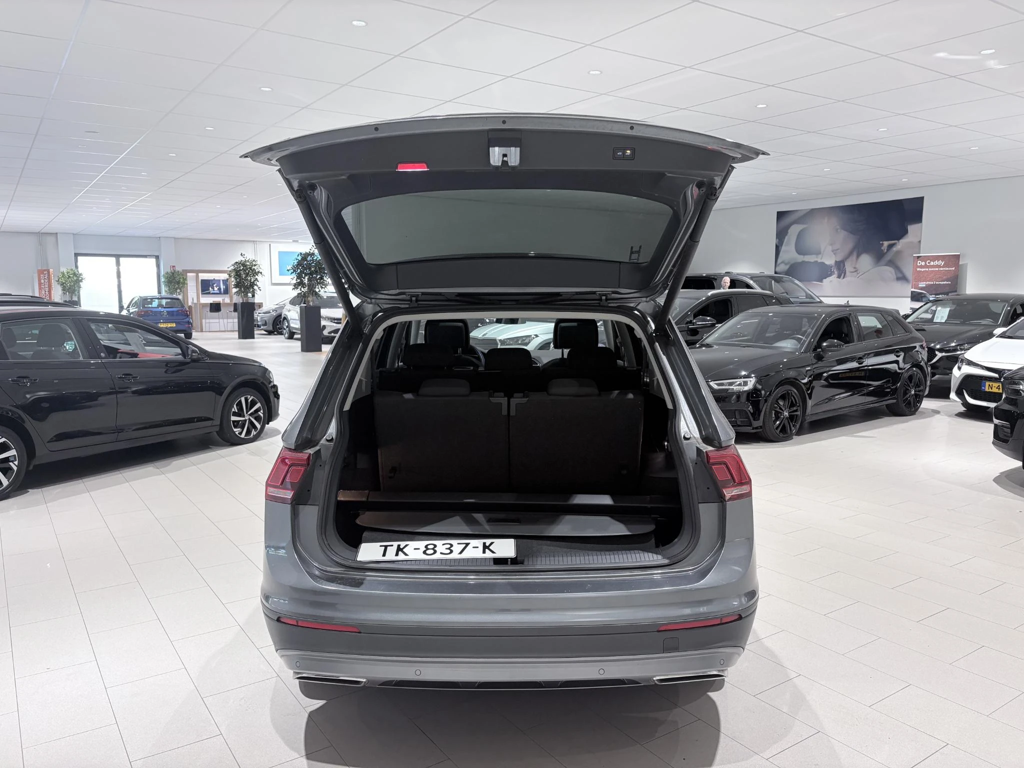 Volkswagen-Tiguan Allspace-image-5