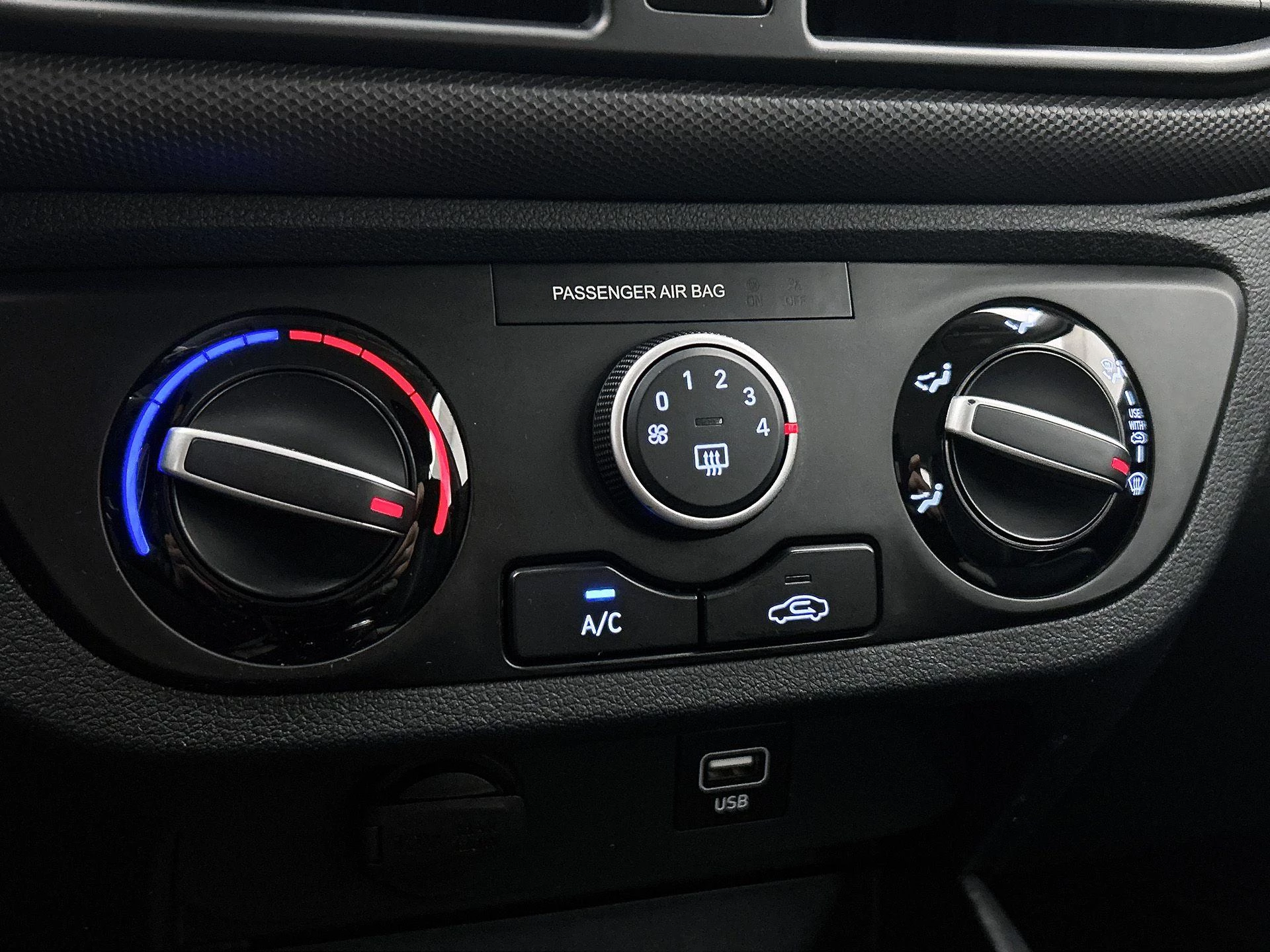 Hyundai-i10-image-14