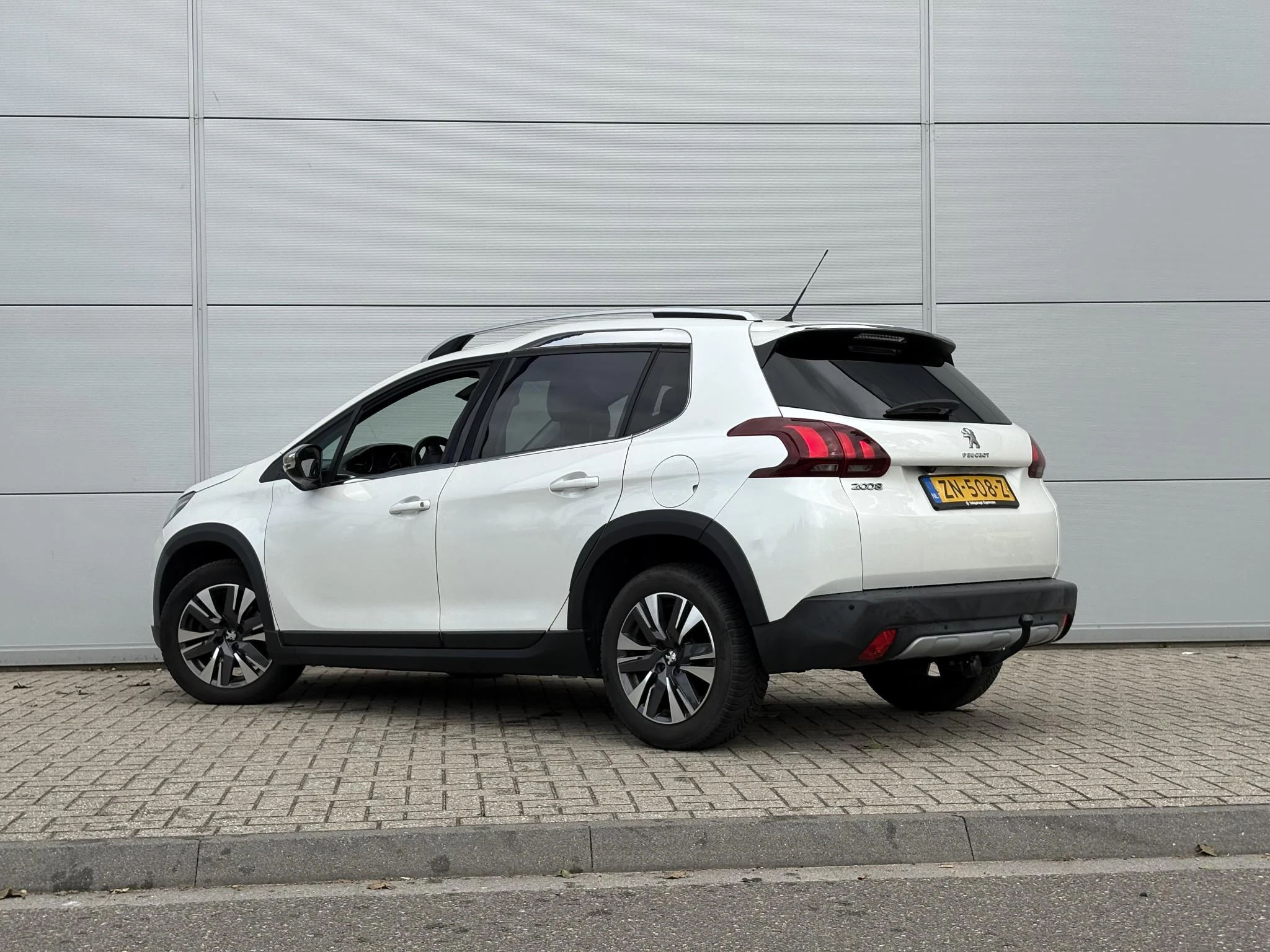 Peugeot 2008 1.2 PureTech Allure