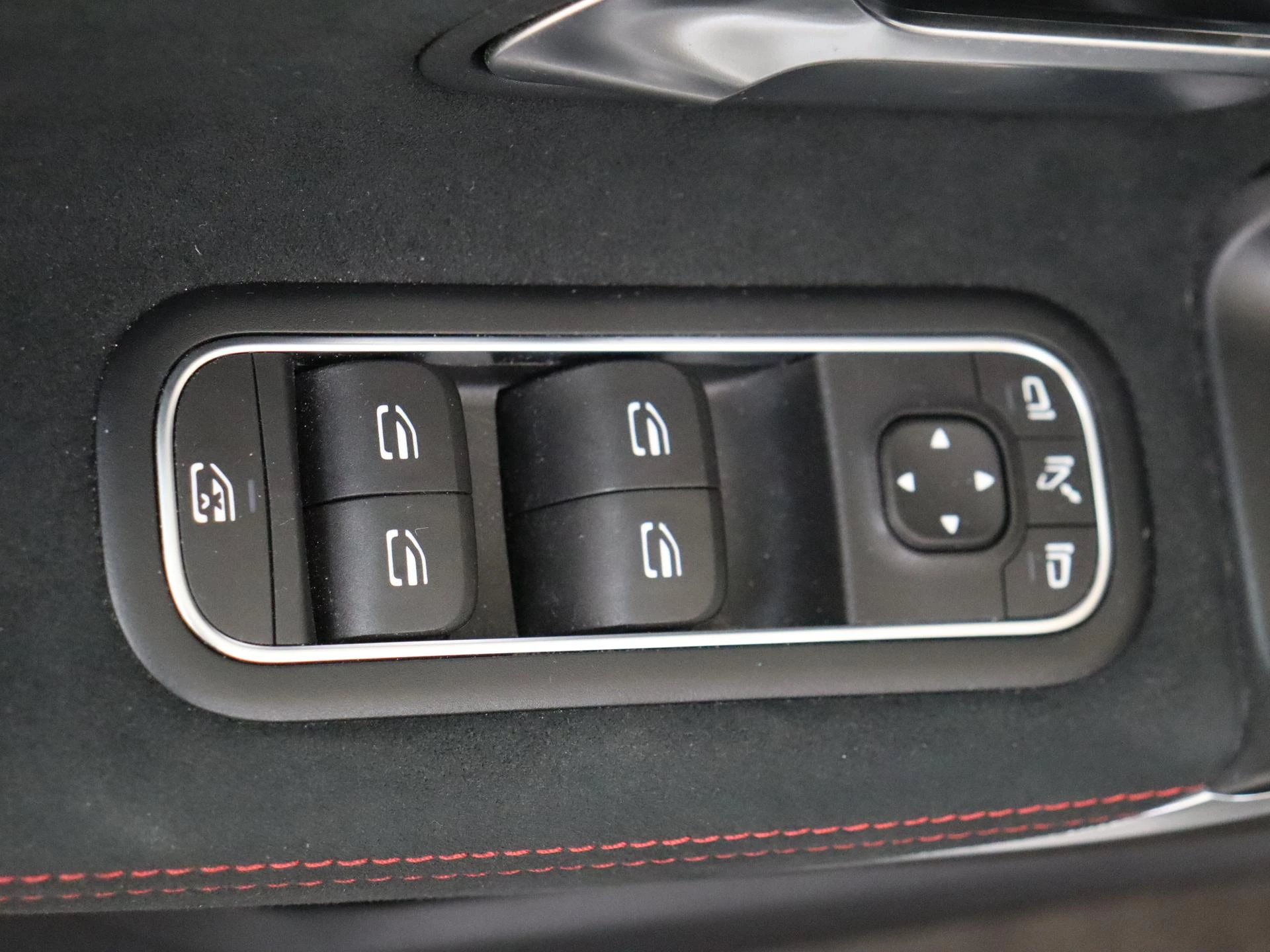 Mercedes-Benz-A-Klasse-image-25