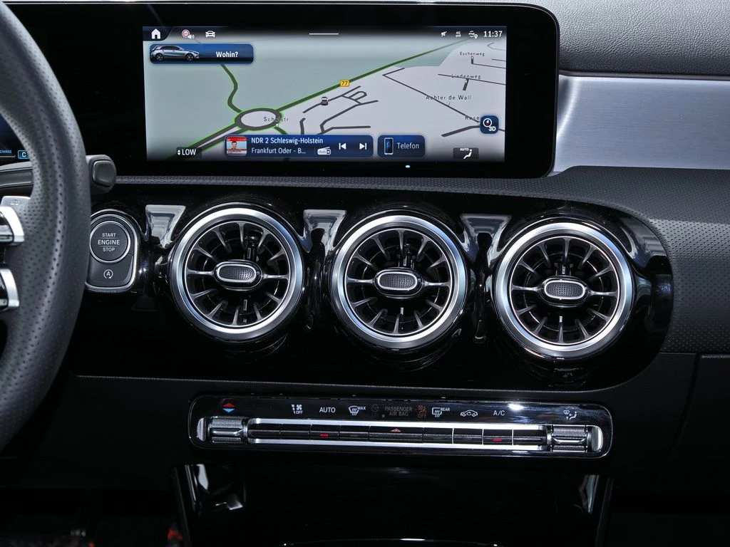 Mercedes-Benz-A-Klasse 200-image-10