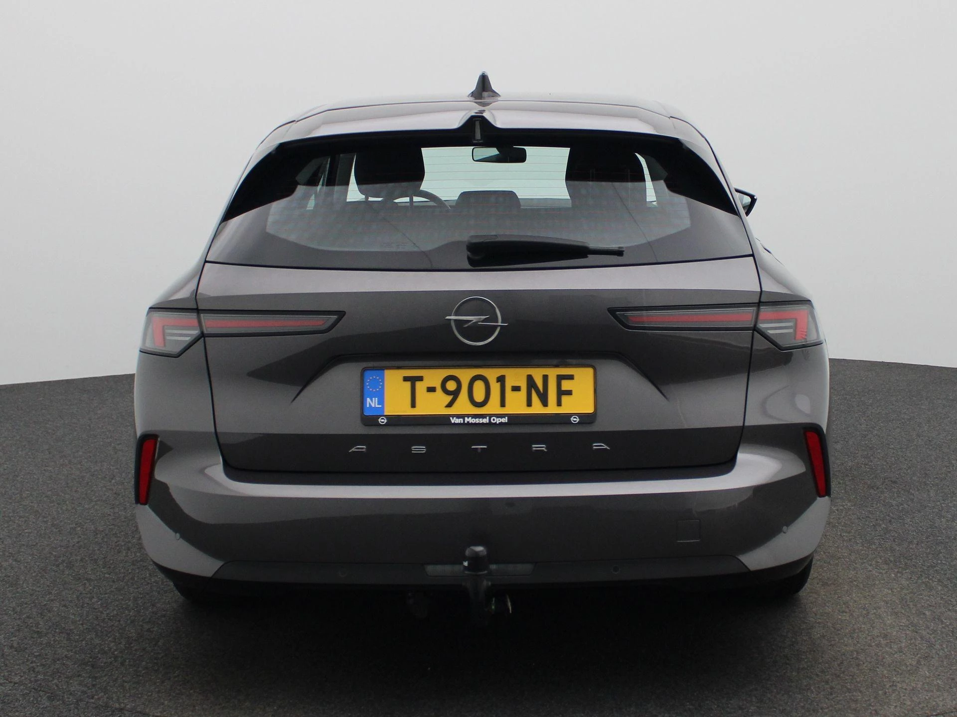 Opel-Astra-image-4