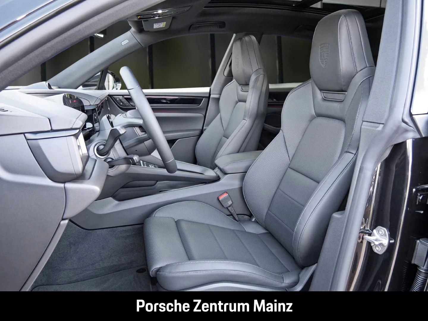 Porsche-Macan-image-4