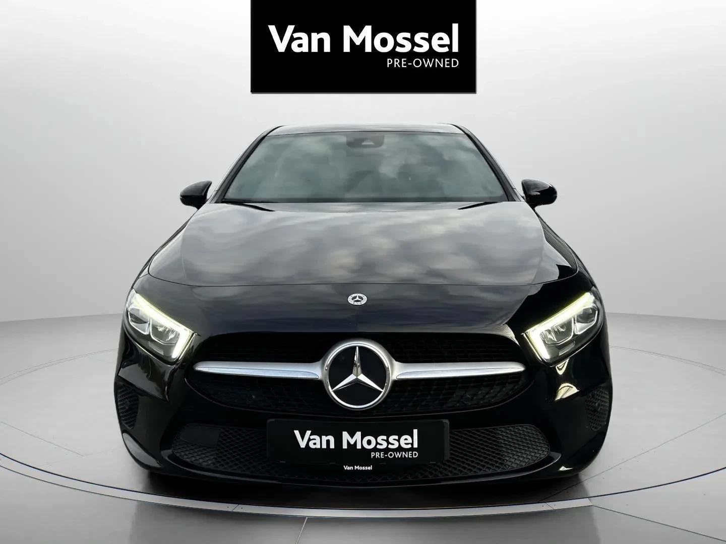 Mercedes-Benz-A-Klasse-image-1