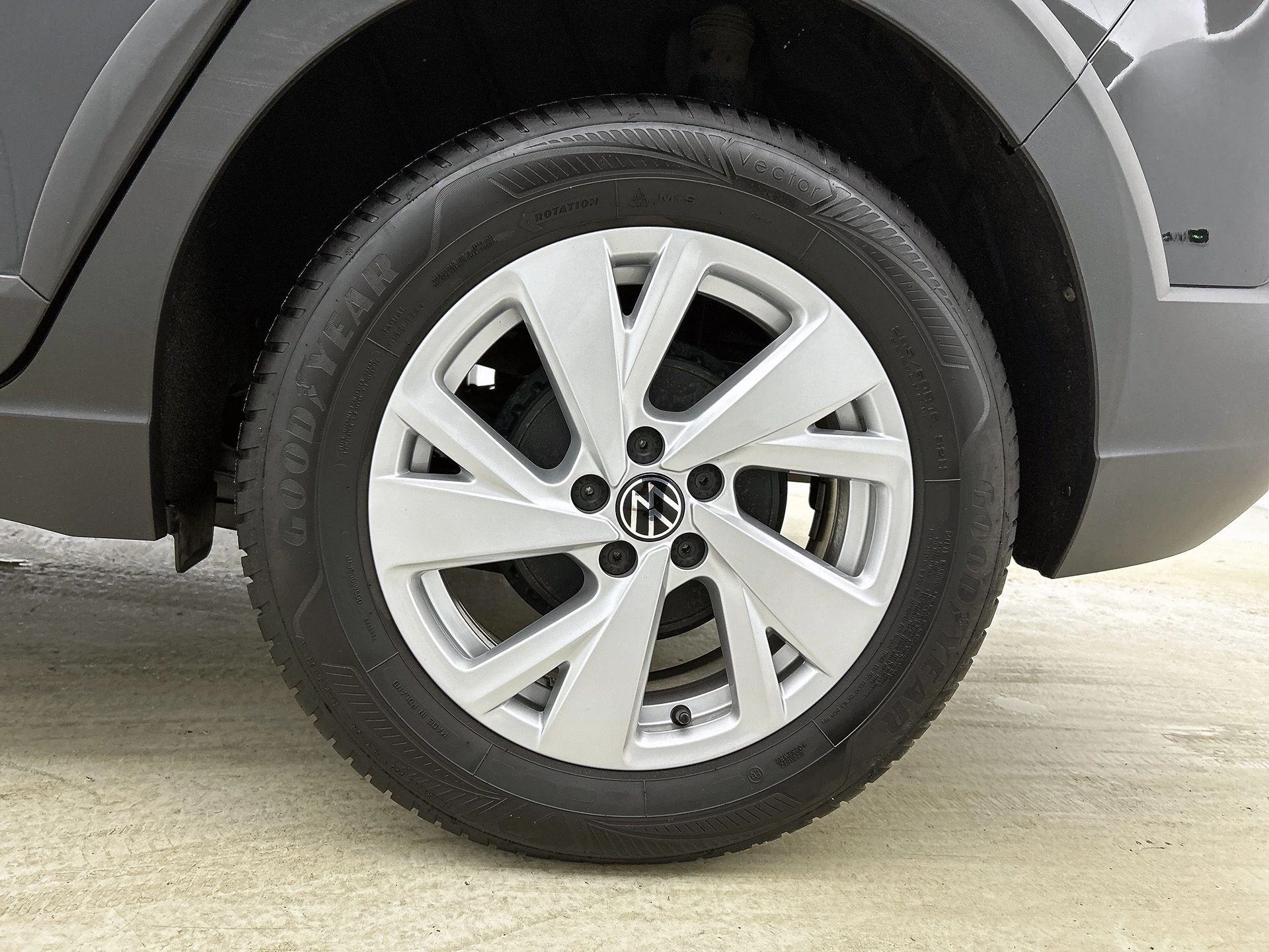 Volkswagen-Taigo-image-32