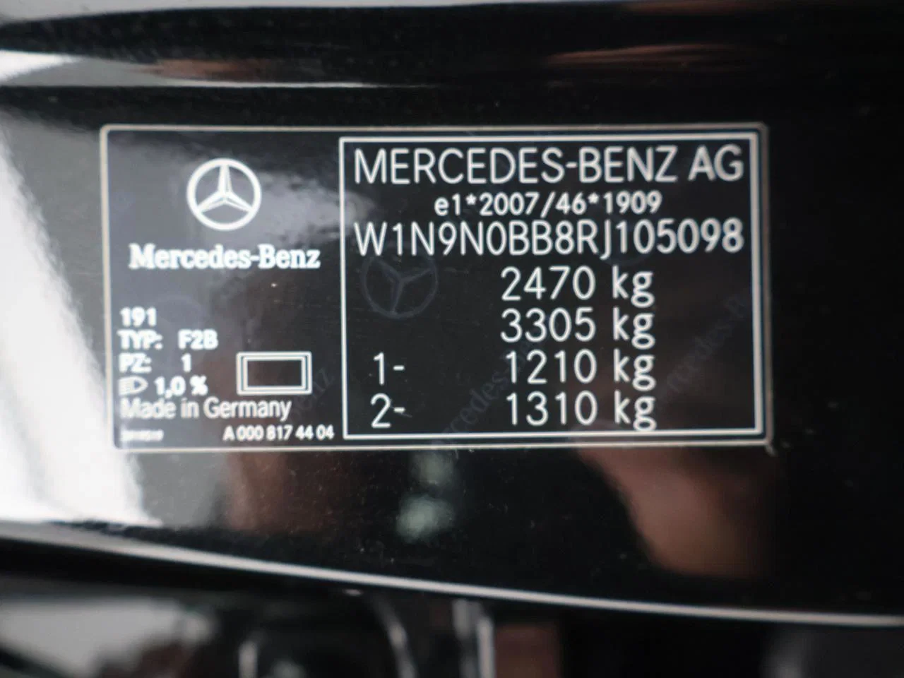 Mercedes-Benz-EQA-image-19