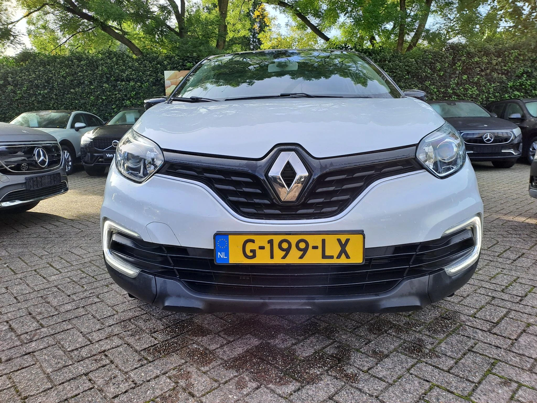 Renault-Captur-image-5